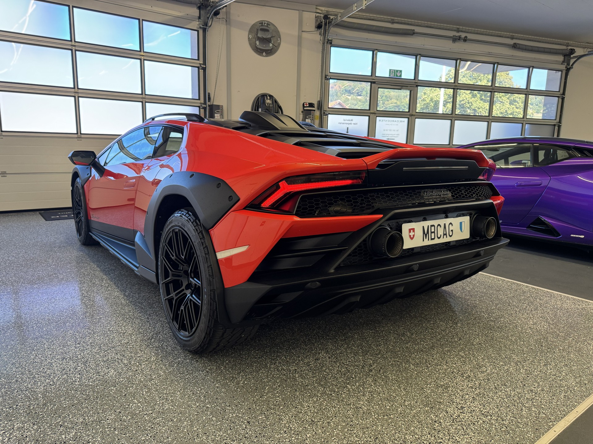 LAMBORGHINI Huracan Sterrato LP610-4 "Arancio Xanto", 1 / 1499" Original Lamborghini Garantie bis Feb 2028-image-6