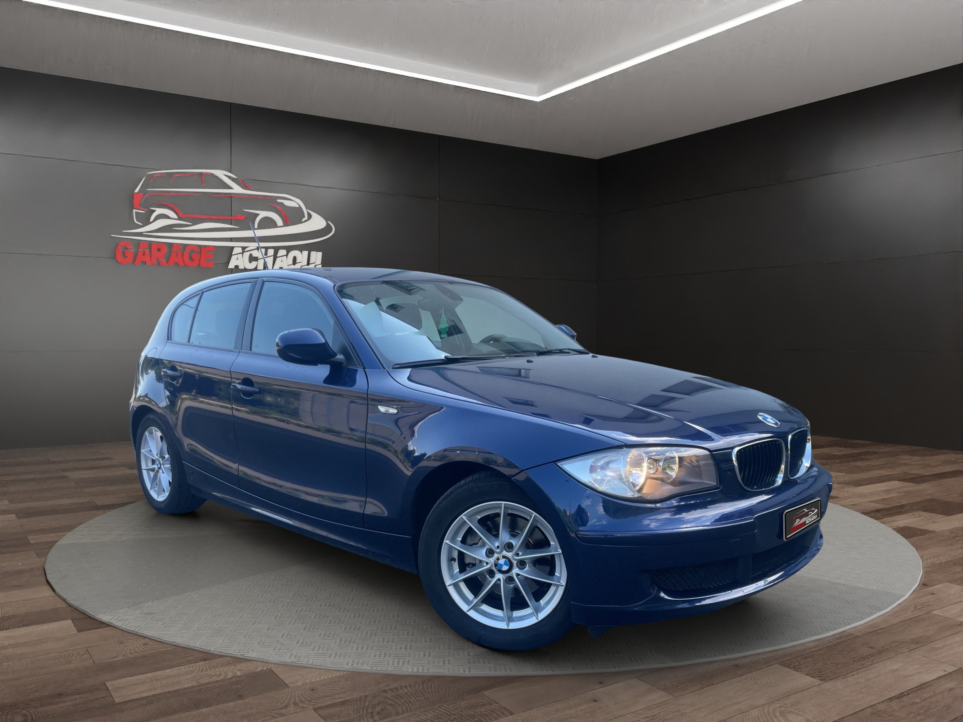 BMW 118i Dynamic Edition Steptronic-image-7