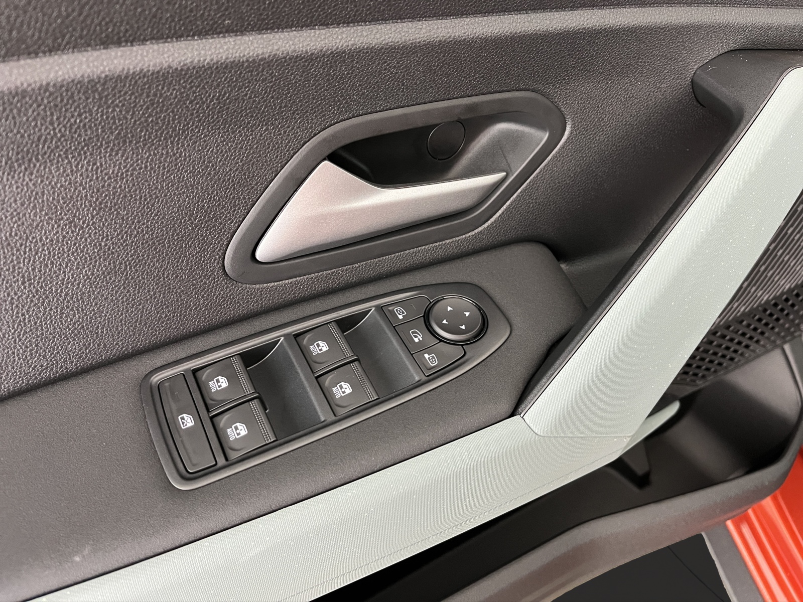 DACIA Bigster 1.2 Hybrid Extreme 4WD-image-12