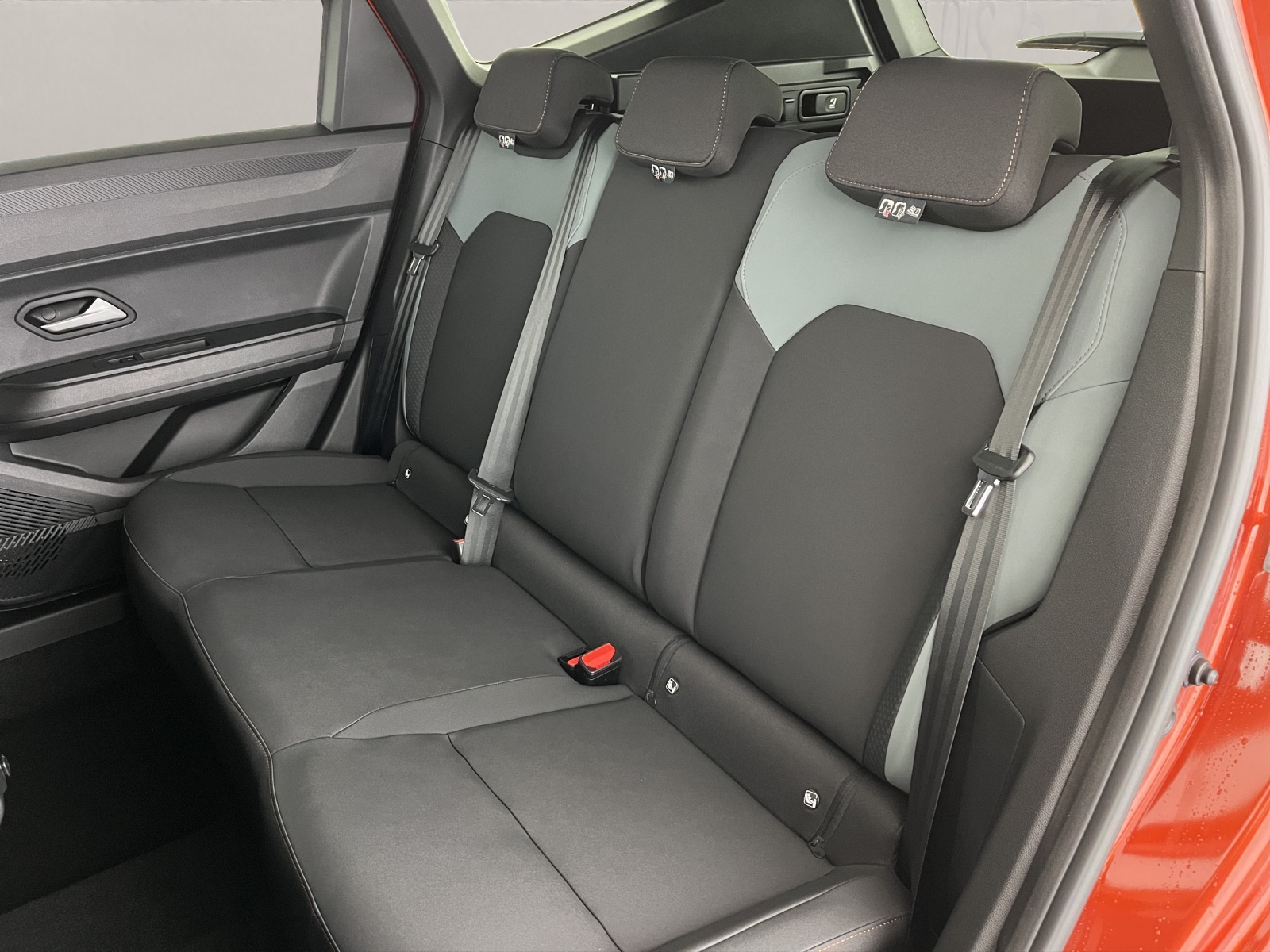 DACIA Bigster 1.2 Hybrid Extreme 4WD-image-16