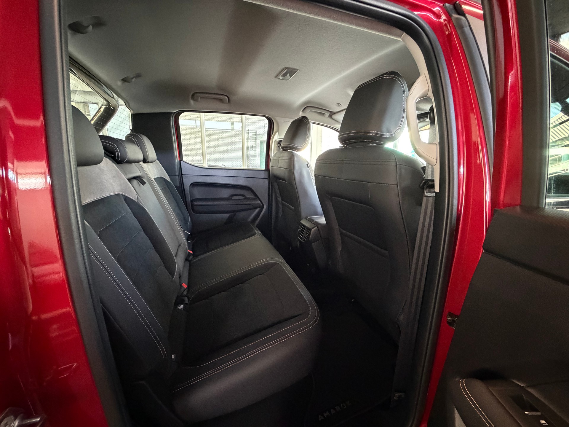 VW Amarok 3.0TDI Style Winter 2 V6 241 PS 4X4 ( AHK 3500KG)-image-12