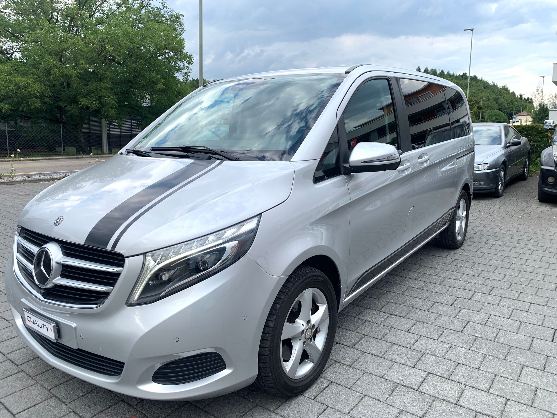 MERCEDES-BENZ V 220 d kompakt 4Matic 7G-Tronic-image-0
