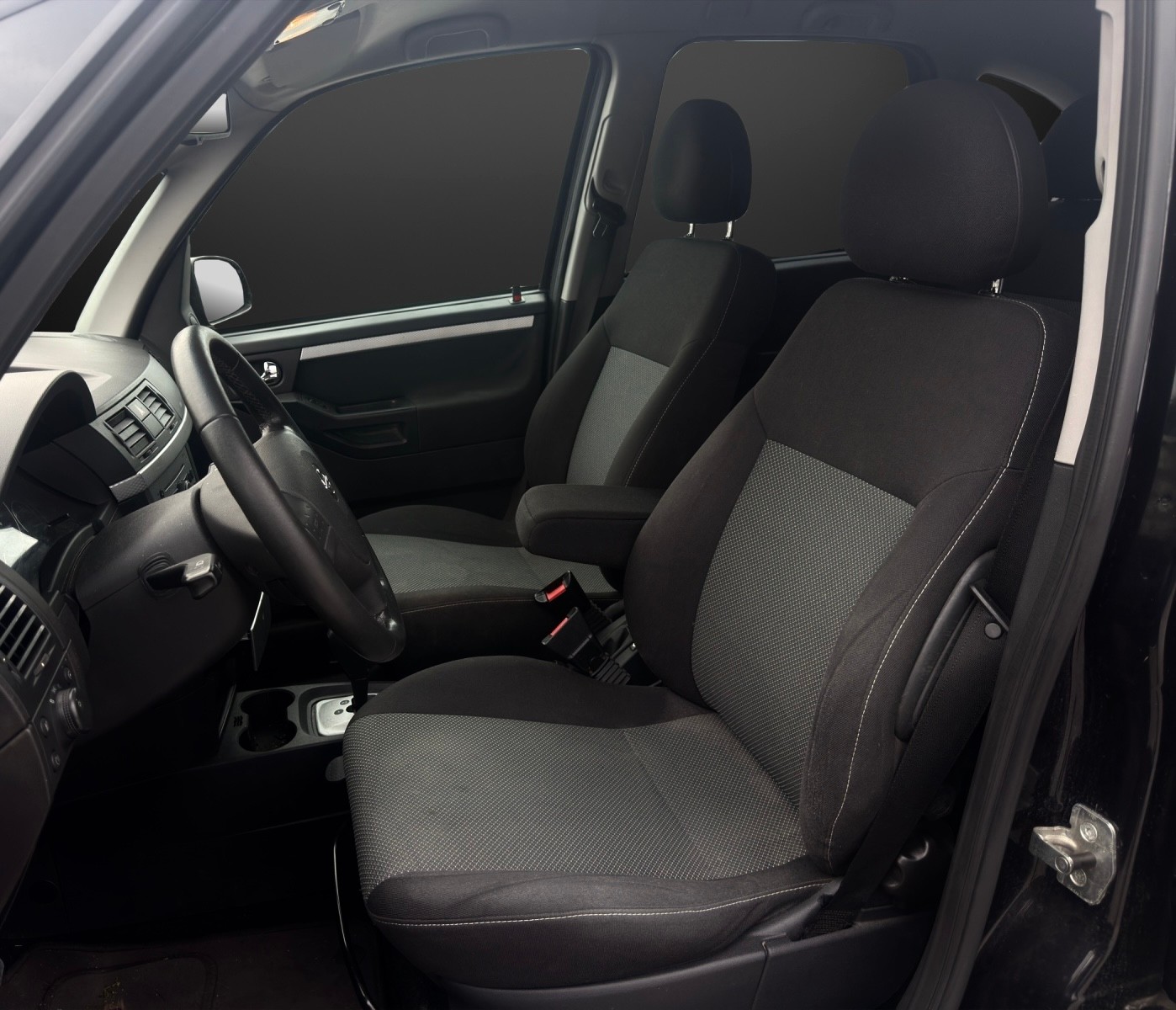 OPEL Meriva 1.8i 16V Cosmo Automatic-image-6