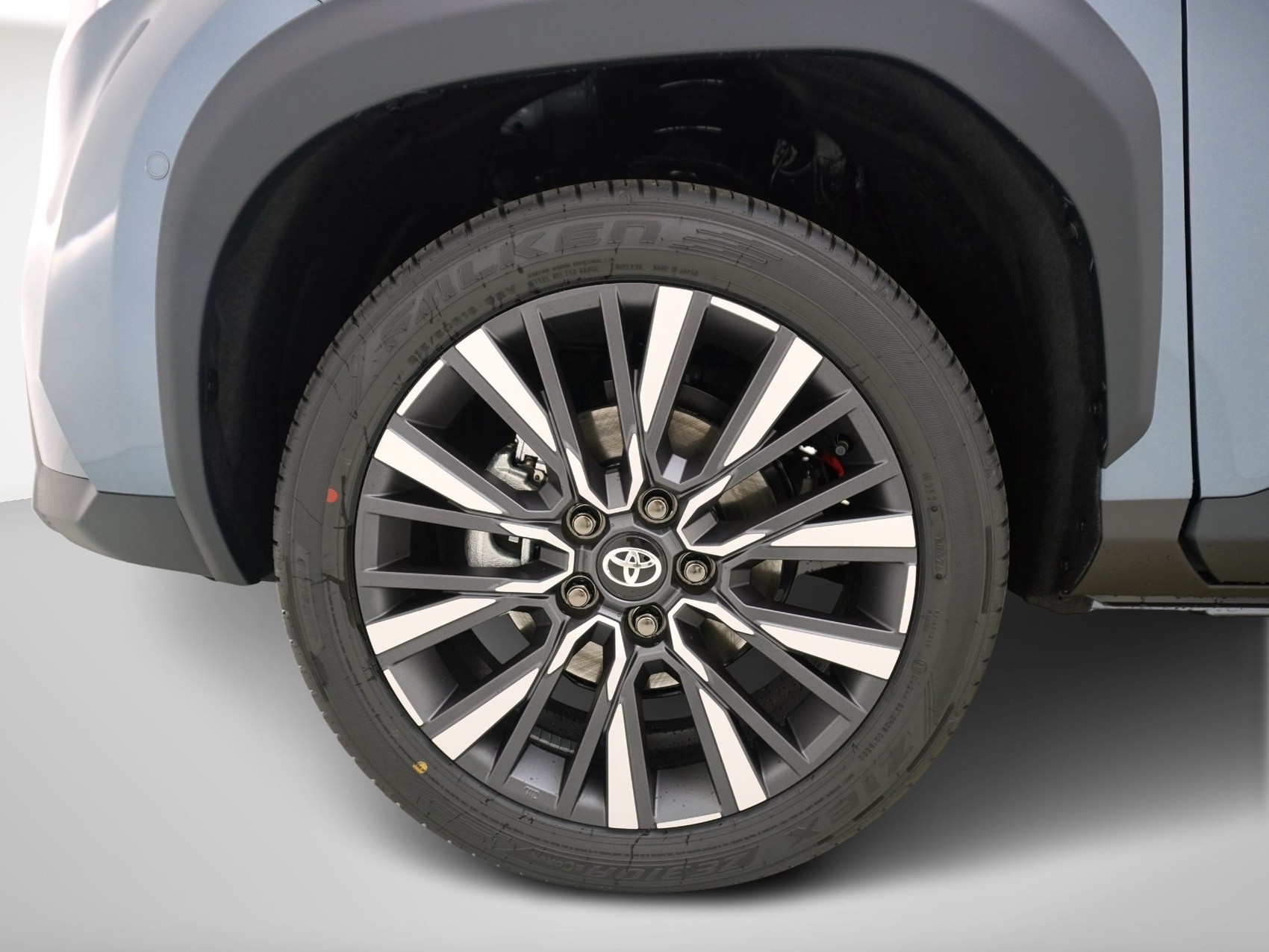 TOYOTA Yaris Cross 1.5 VVT-i HSD Premium AWD-i-image-5