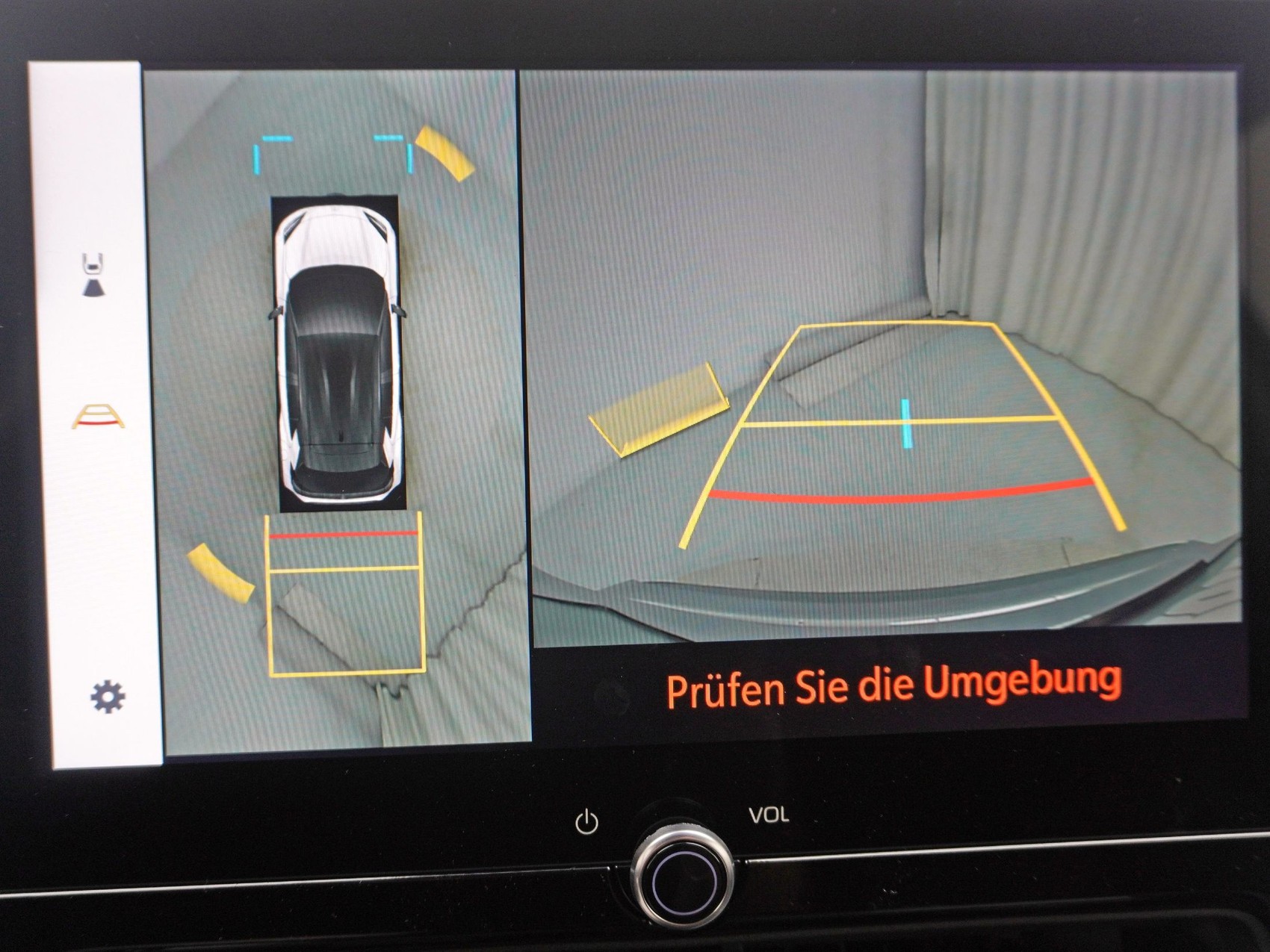 TOYOTA Yaris Cross 1.5 VVT-i HSD Premium AWD-i-image-14