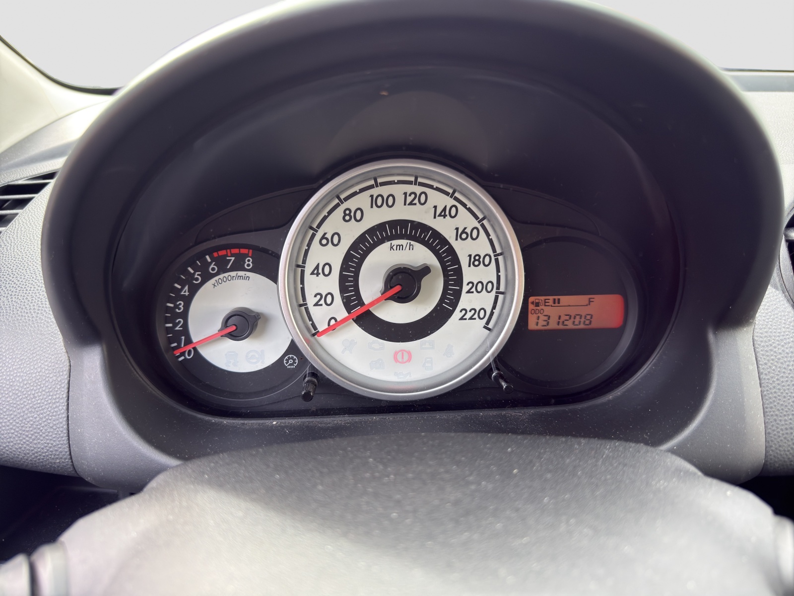 MAZDA 2 1.3i 16V Exclusive-image-13