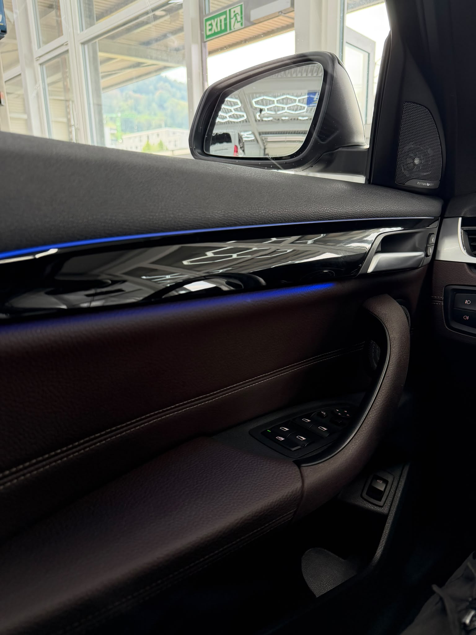 BMW X1 xDrive 25d Sport Line Steptronic-image-8