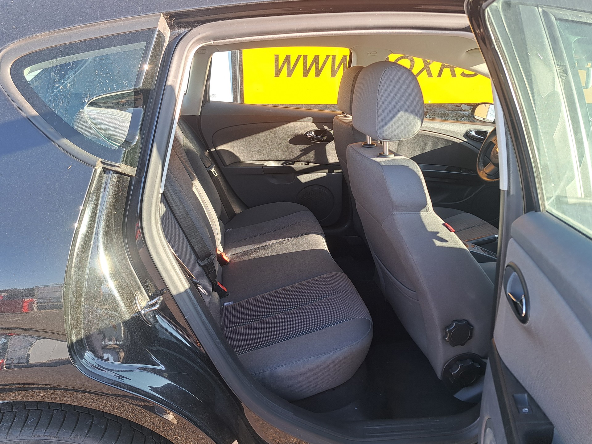 SEAT Leon 1.6 Reference-image-4