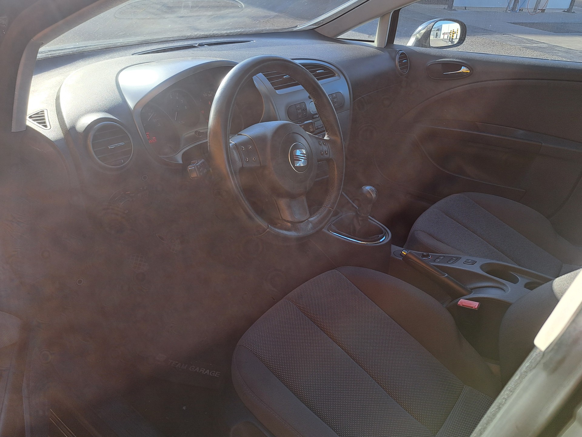SEAT Leon 1.6 Reference-image-5