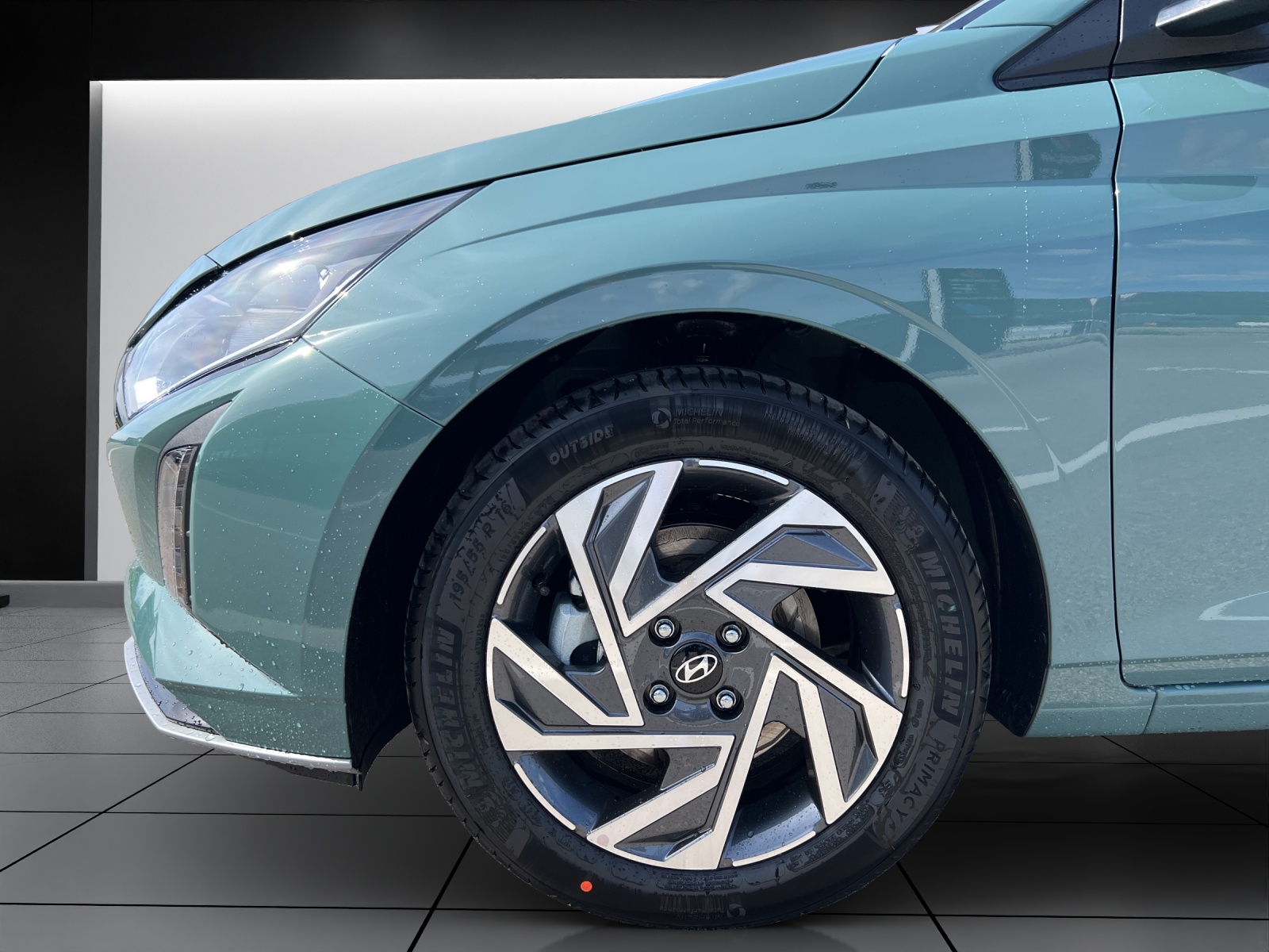 HYUNDAI i20 1.0 T-GDi Amplia DCT-image-2
