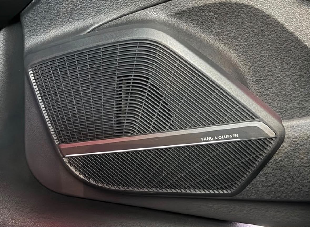 AUDI 2.0 TFSI Design qu. S-Tronic-image-7