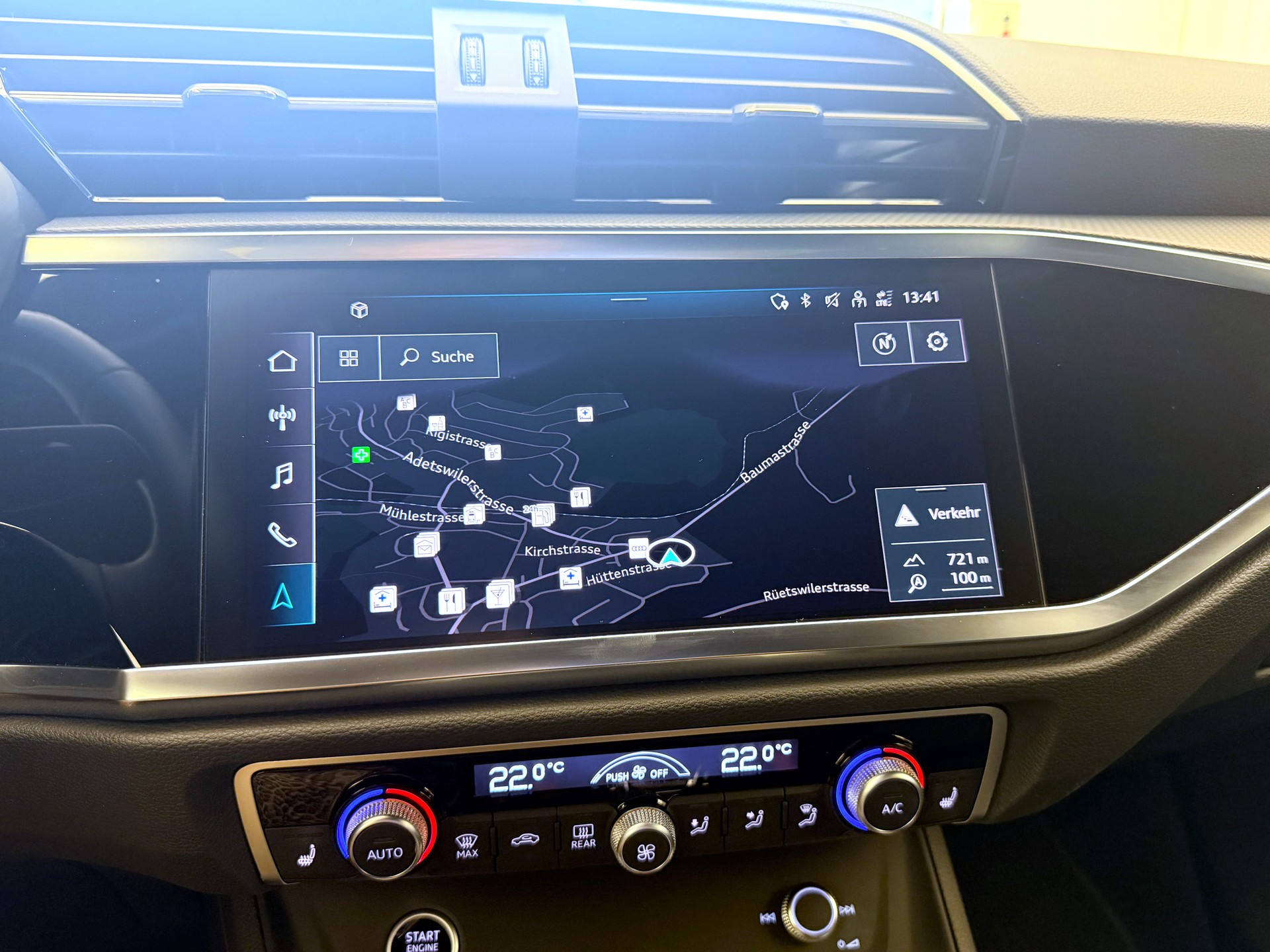 AUDI Q3 45 TFSI advanced quattro S-tronic-image-11