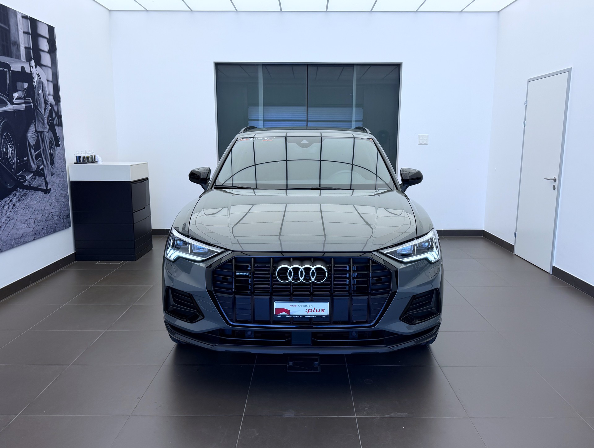 AUDI Q3 45 TFSI advanced quattro S-tronic-image-1