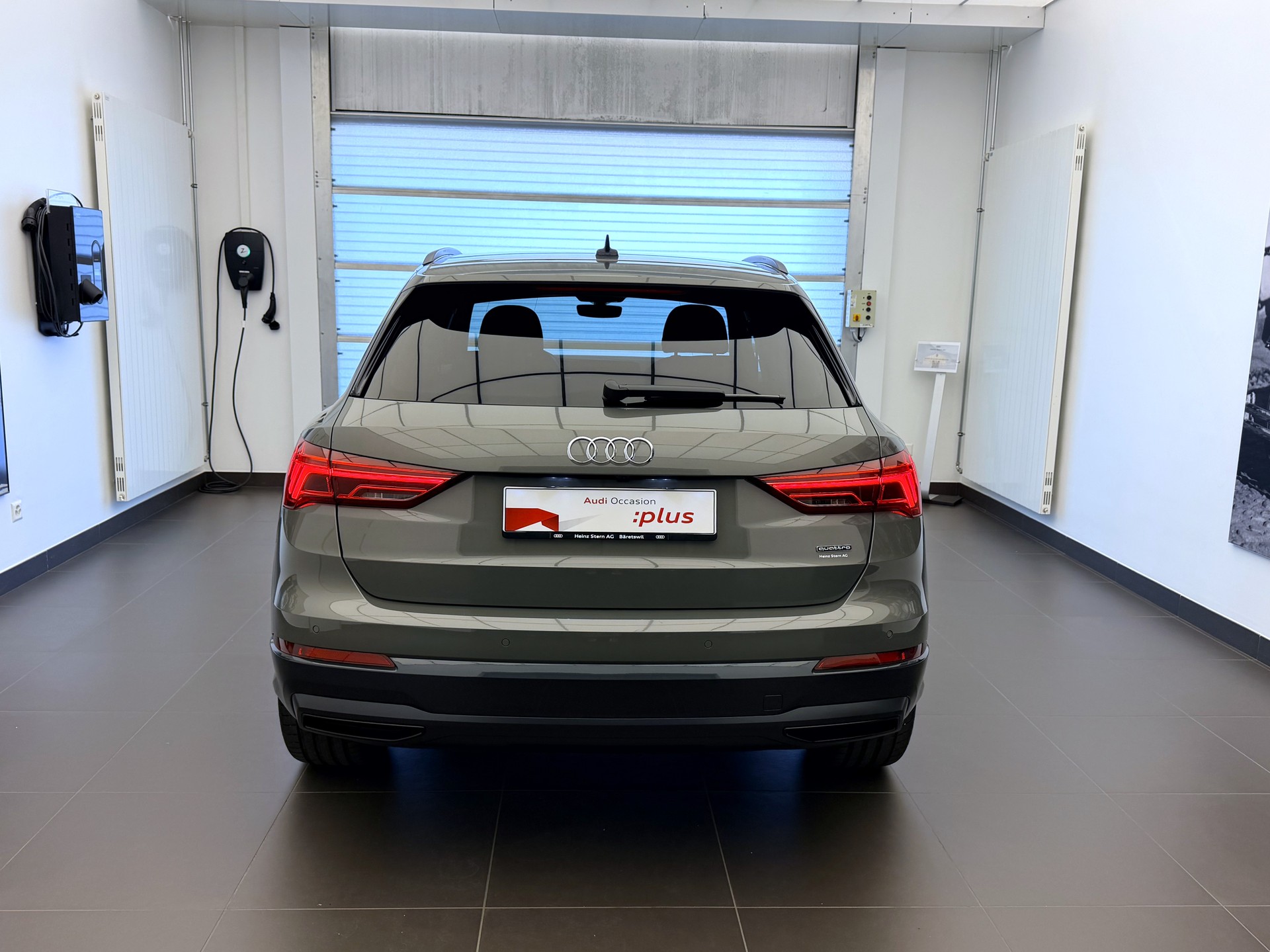 AUDI Q3 45 TFSI advanced quattro S-tronic-image-19