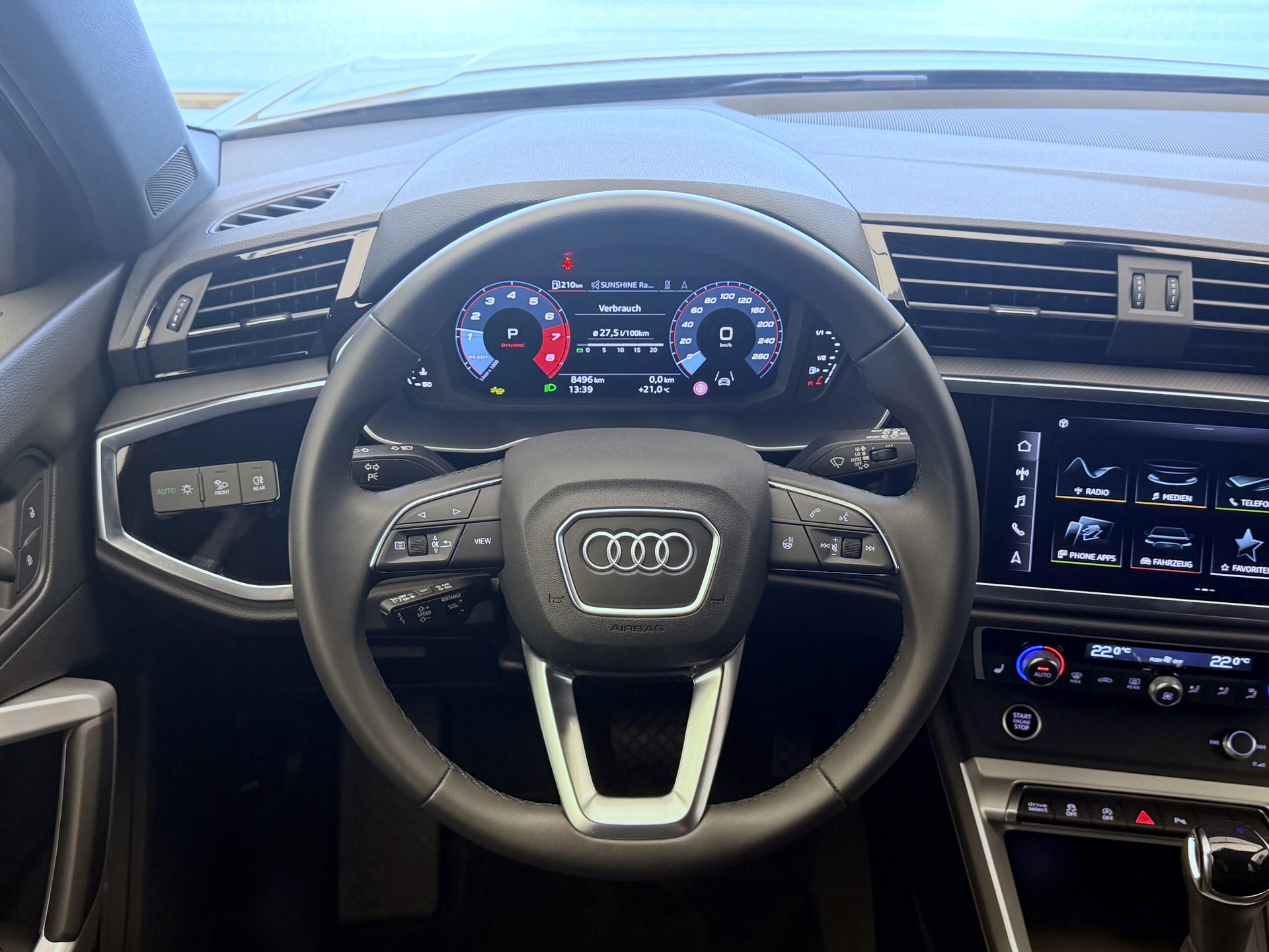 AUDI Q3 45 TFSI advanced quattro S-tronic-image-6