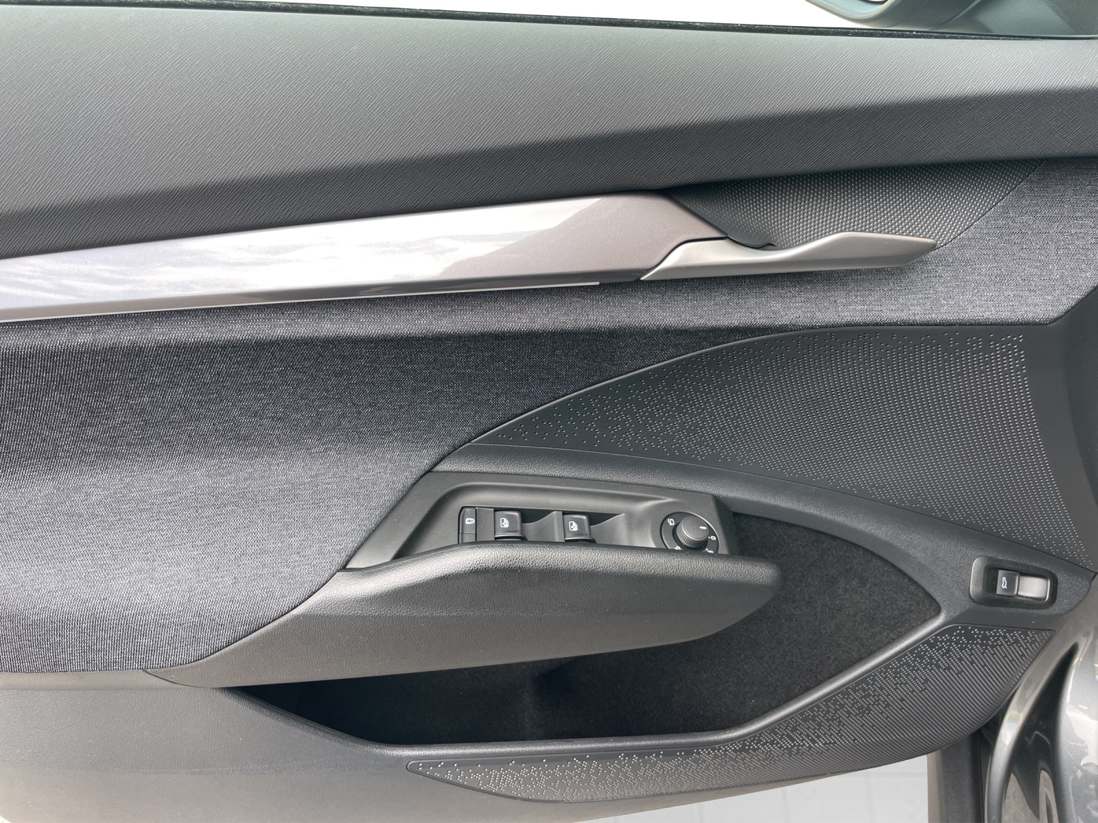 SKODA Elroq 85-image-5