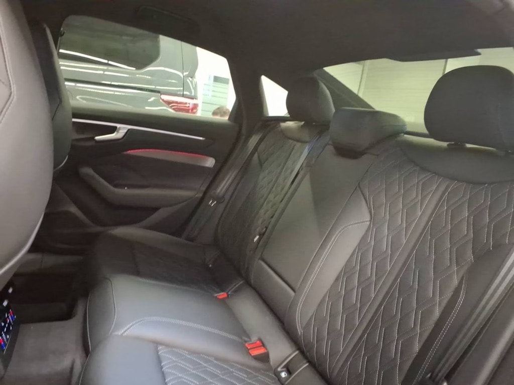 AUDI A6 Limousine e-hybrid qu.270 kW*Luftfederung,S-Sportsitze,5-Jahre Werksgarantie"Np.110'000.Fr.*-image-5