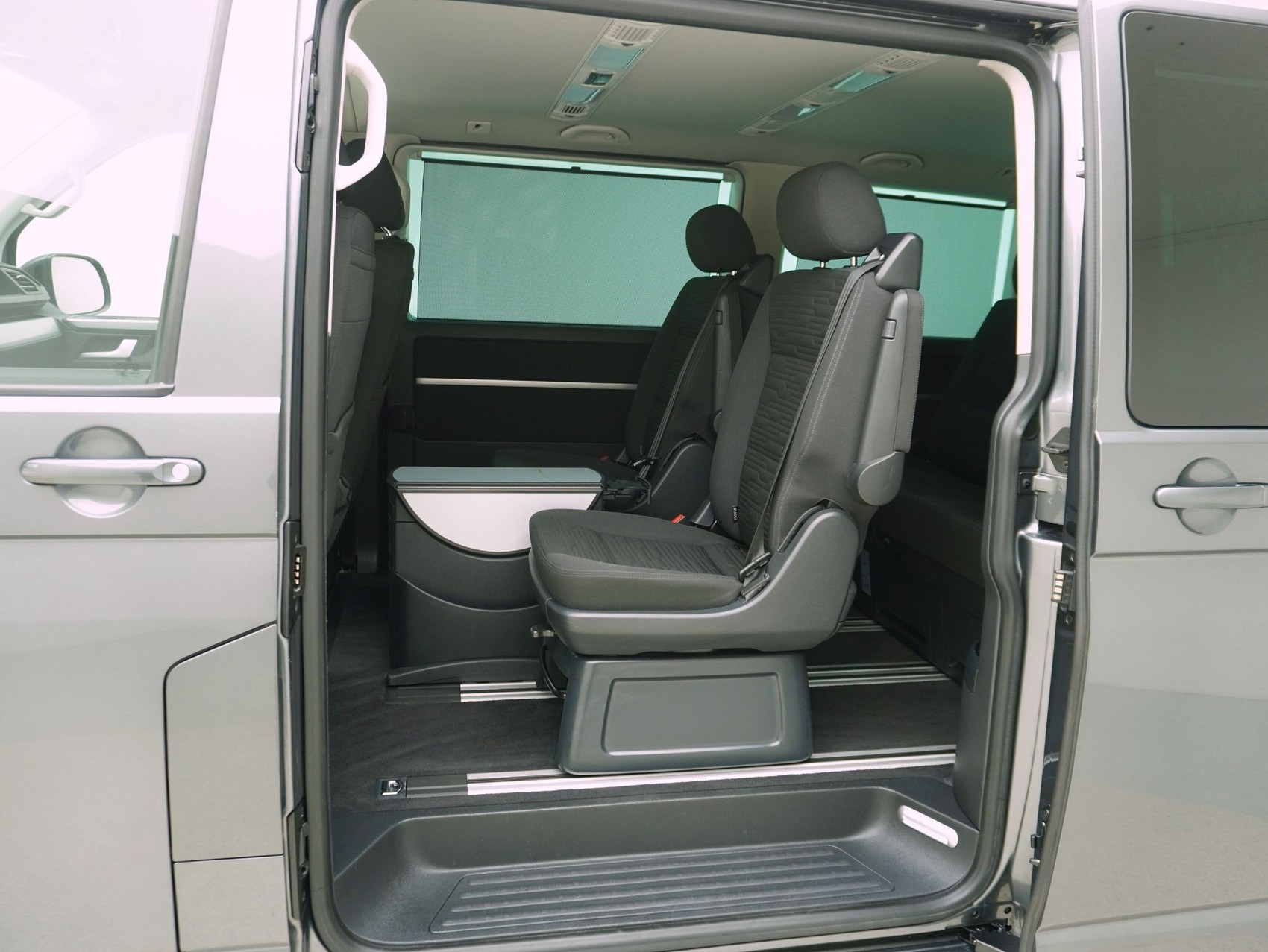 VW T6 Multivan 2.0 TDI DSG Comfortline 4Motion-image-14