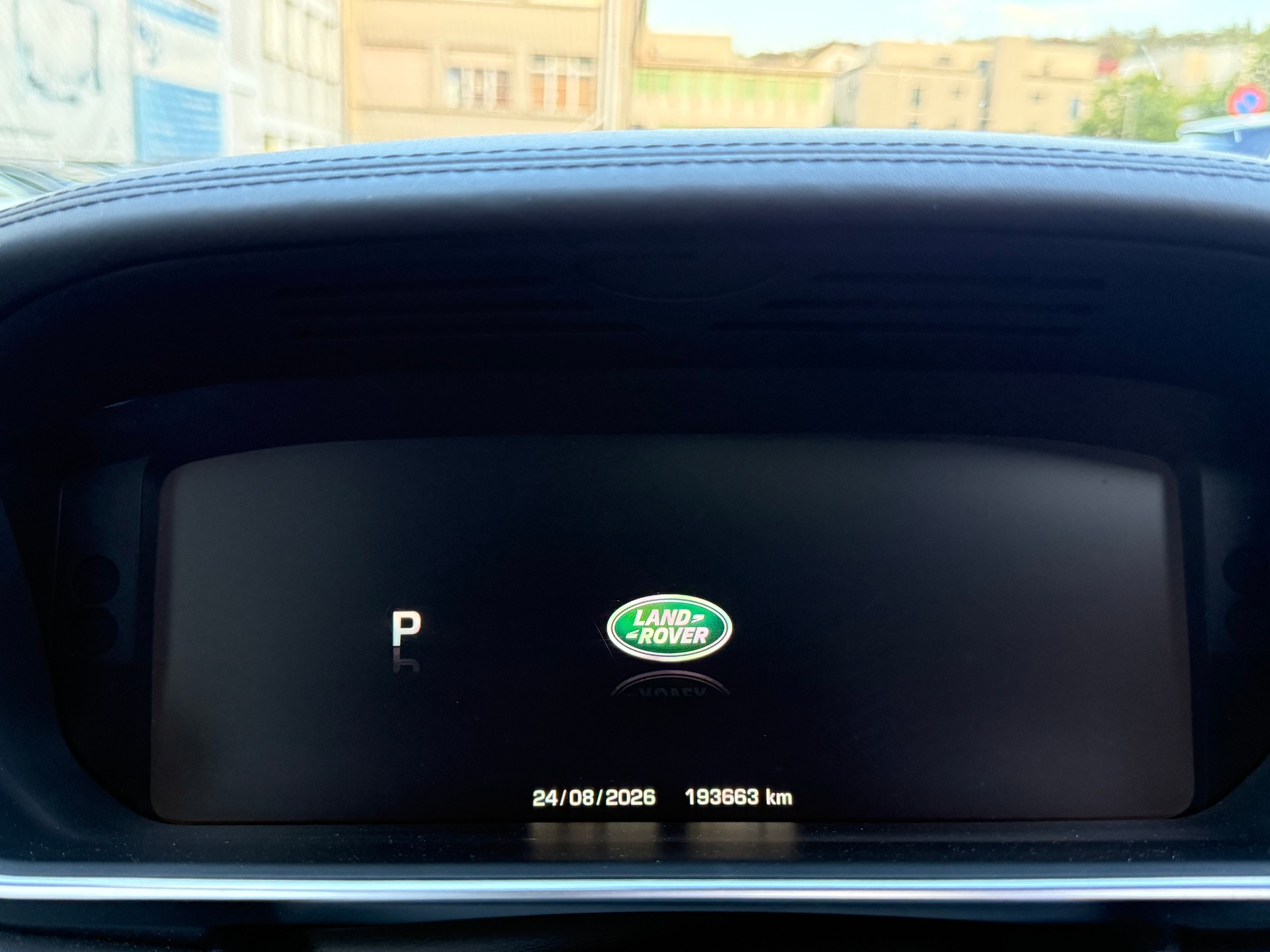 LAND ROVER Range Rover 4.4 SDV8 Autobiography Automatic-image-12