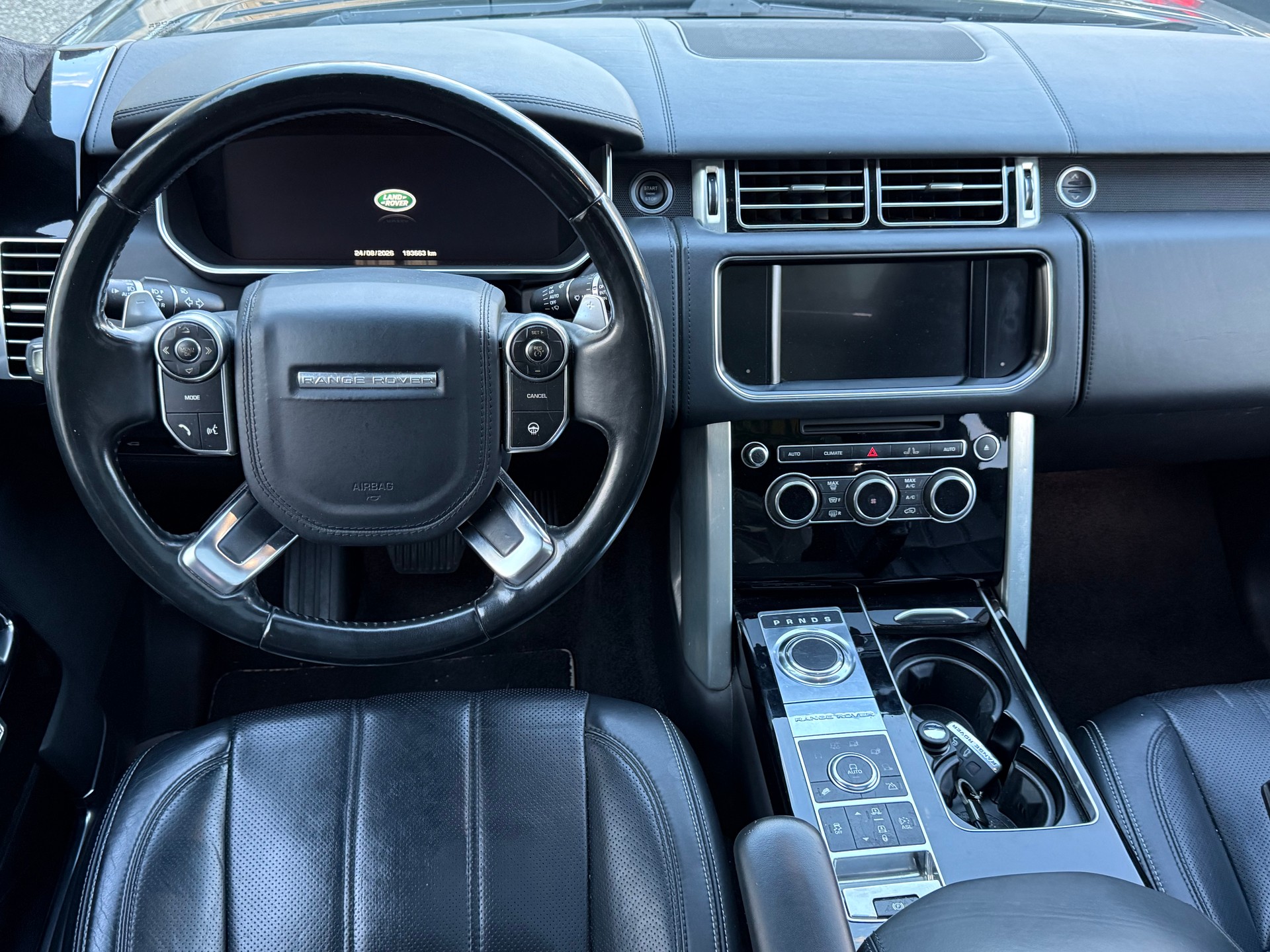 LAND ROVER Range Rover 4.4 SDV8 Autobiography Automatic-image-15