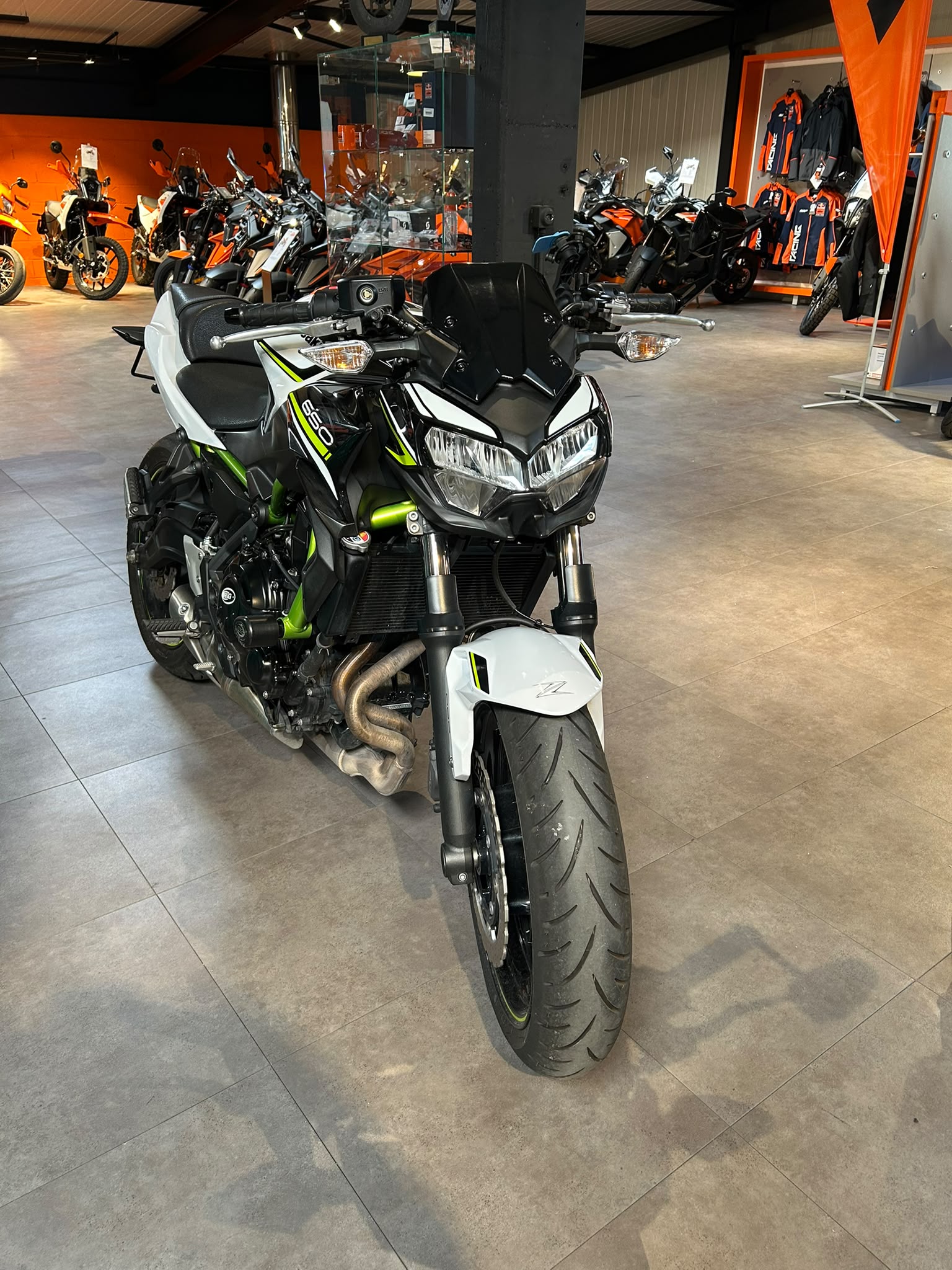KAWASAKI Z 650 (35kW)