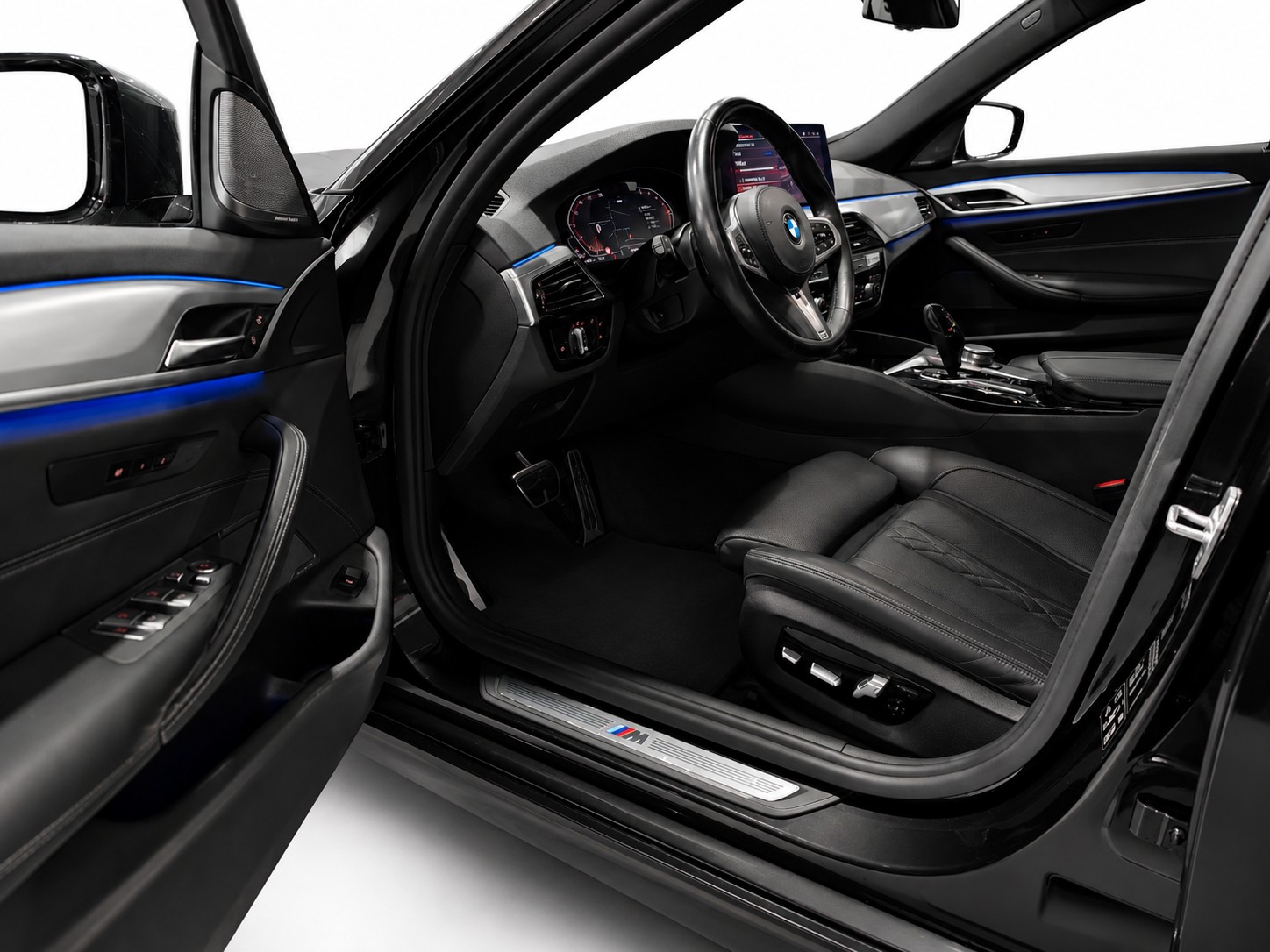 BMW 530d xDrive SAG Touring M-Sport-image-8
