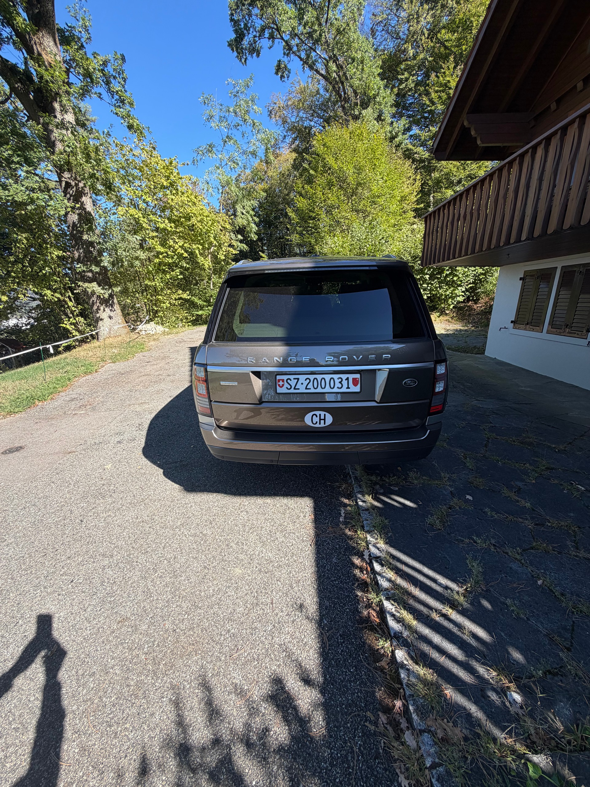 LAND ROVER 4.4 SDV8 Autobiography-image-4