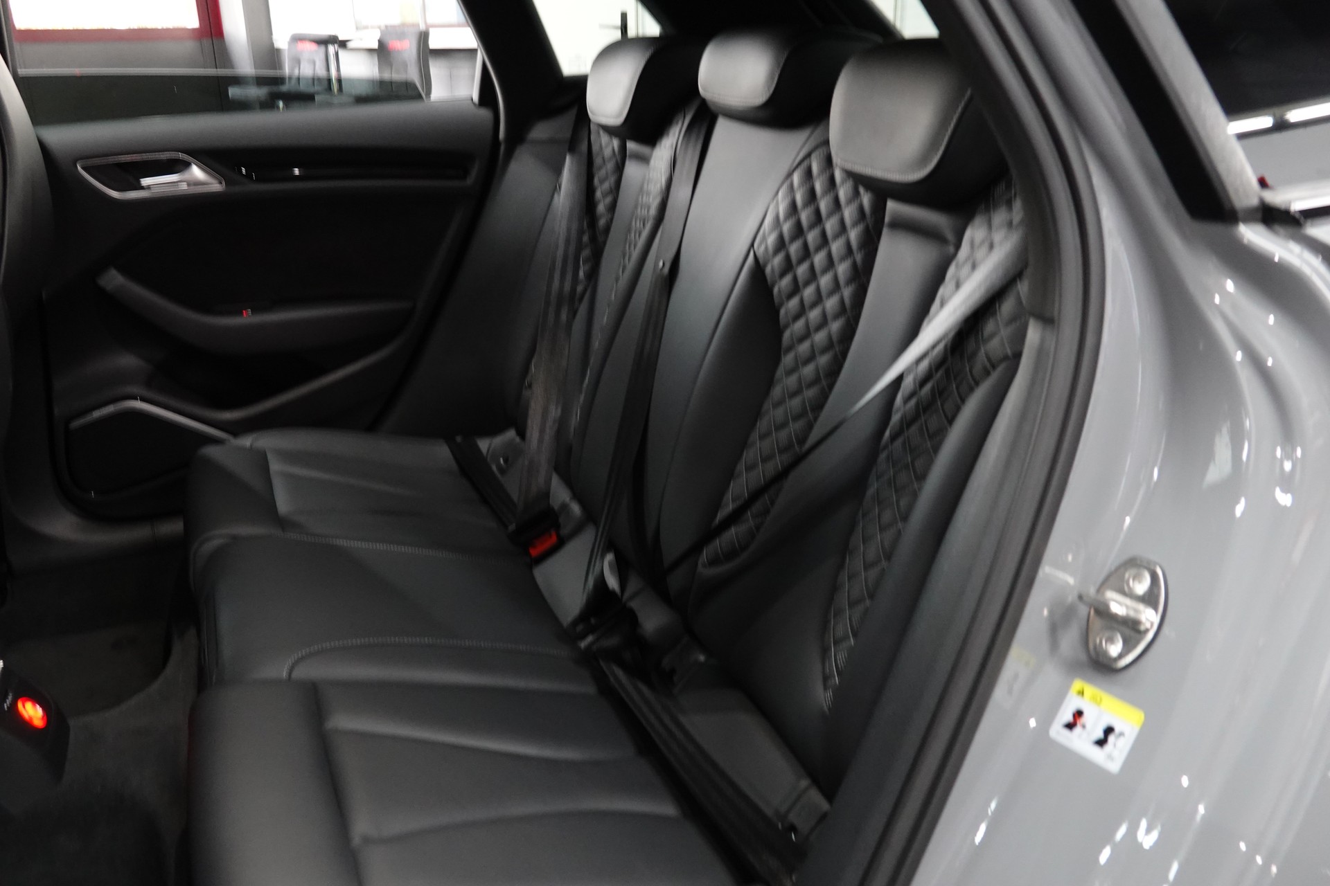 AUDI RS3 2.5 TSI QUATTRO S-TRONIC ABT 430PS O.Z ON TOP-image-35