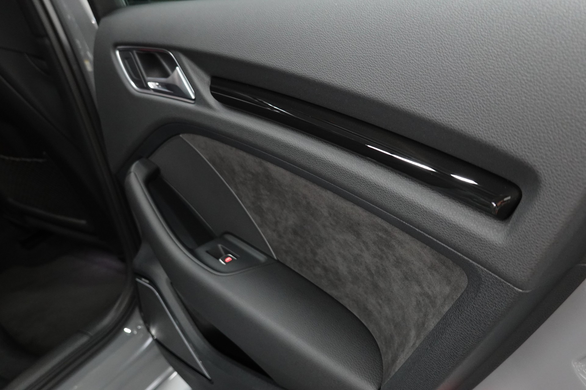 AUDI RS3 2.5 TSI QUATTRO S-TRONIC ABT 430PS O.Z ON TOP-image-39