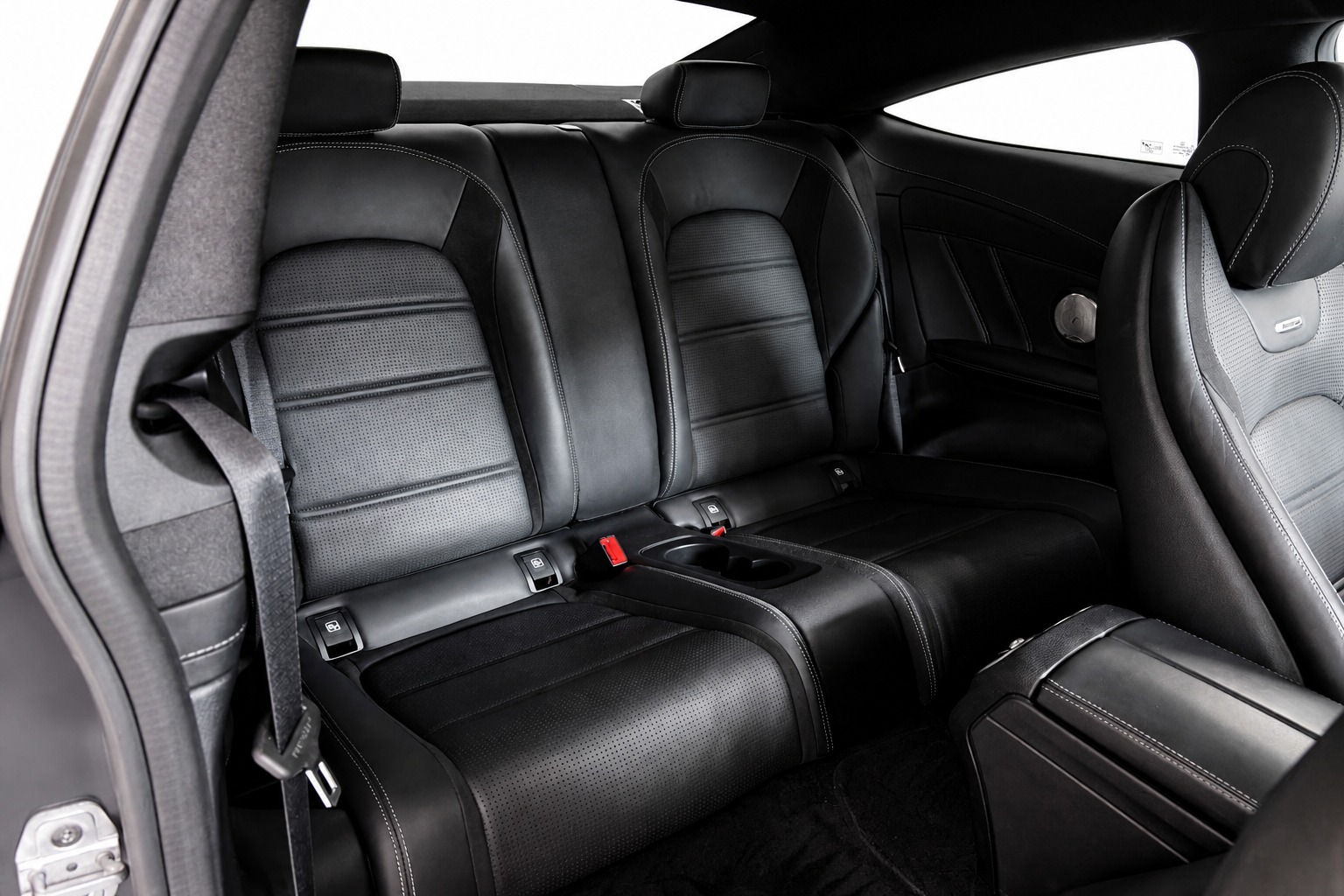 MERCEDES-BENZ C 63 S AMG Coupé-image-20
