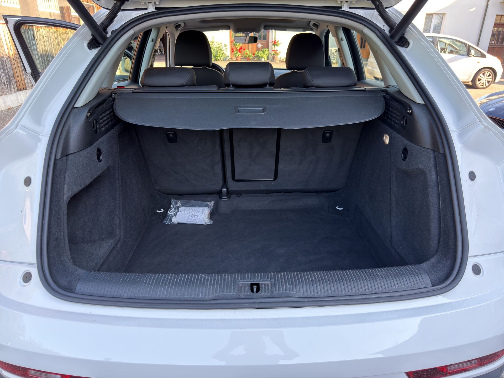 AUDI Q3 1.4 TFSI design S-tronic-image-7