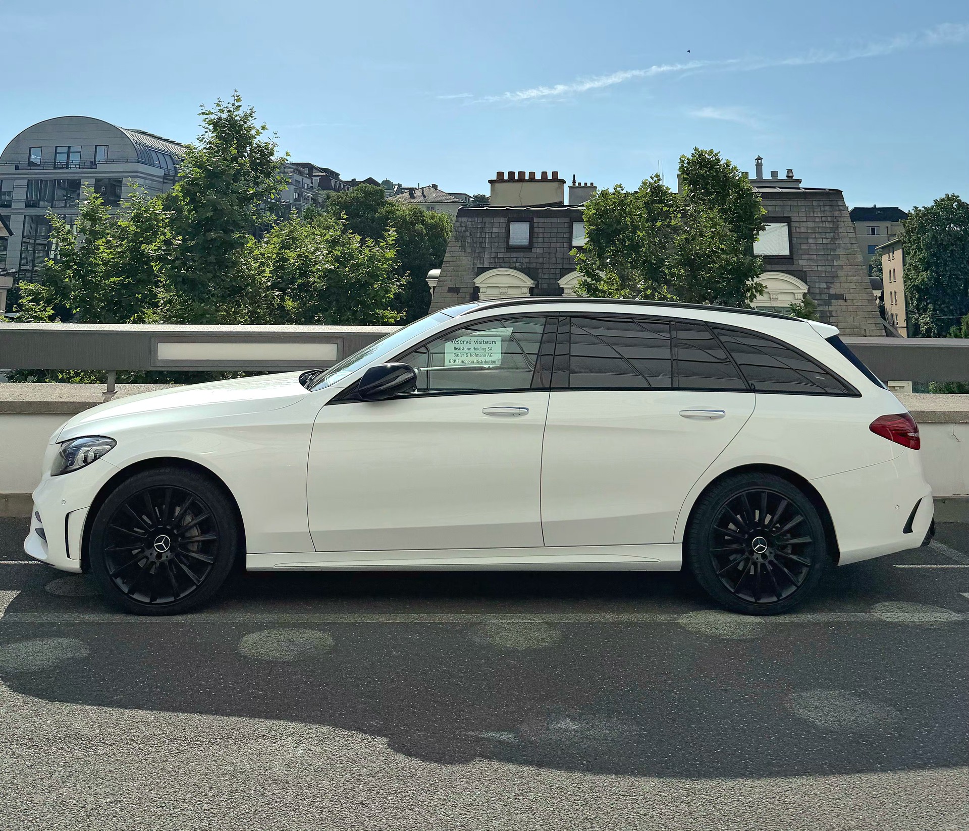 MERCEDES-BENZ C 200 Swiss Star AMG Line 4m-image-3