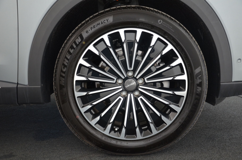OMODA 9 Premium 1.5 TGDI AWD 537PS-image-7