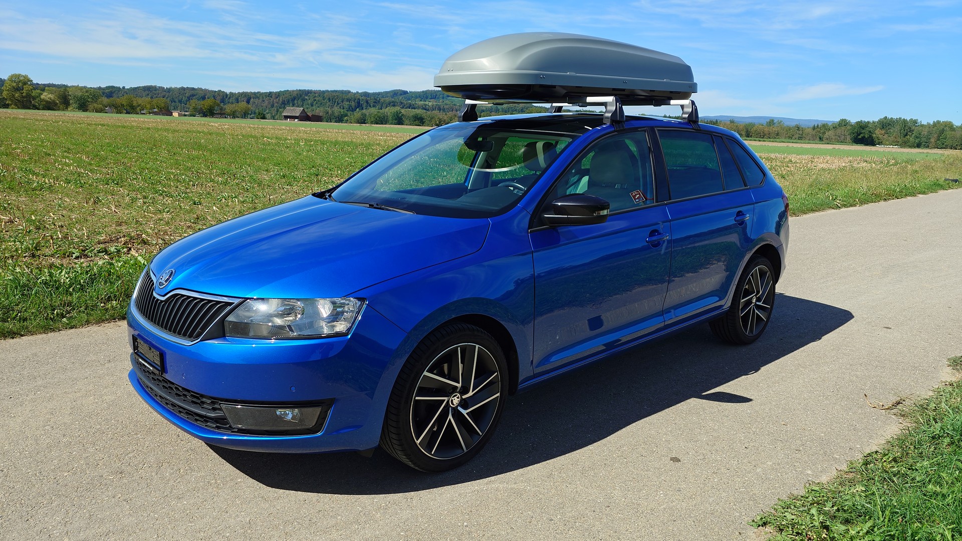 SKODA Rapid Spaceback 1.2 TSI Style-image-0