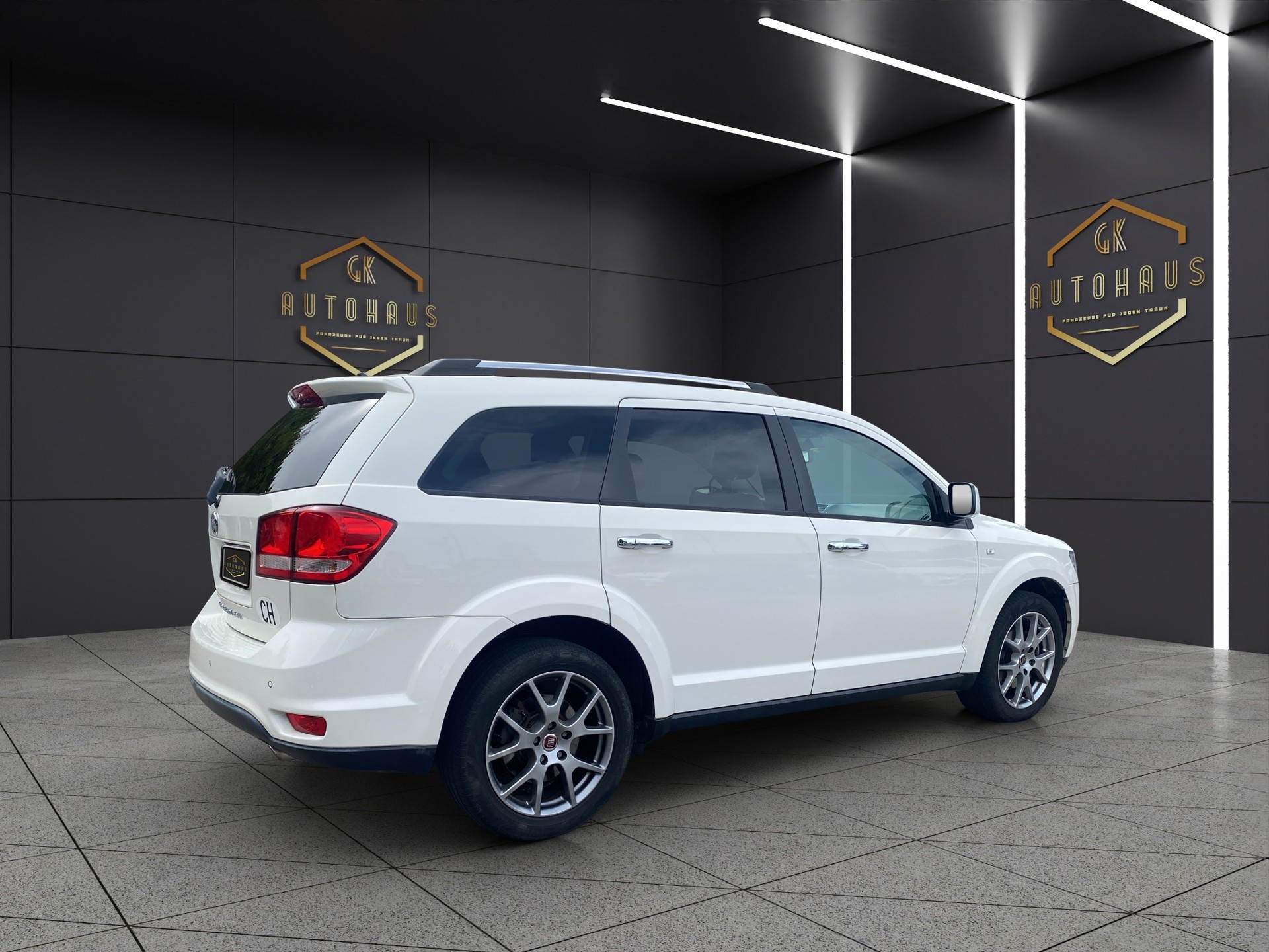 FIAT Freemont 2.0 MJ Lounge AWD Automat-image-5