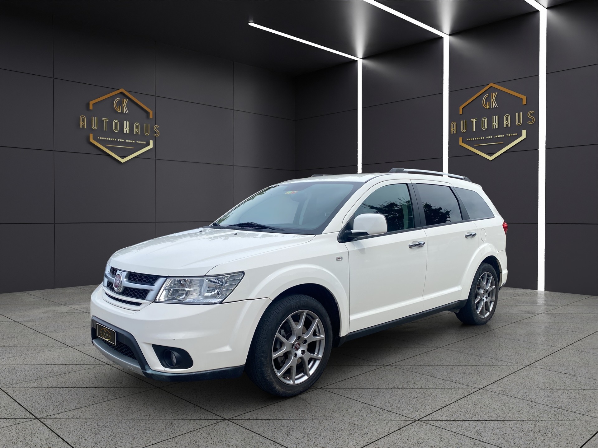 FIAT Freemont 2.0 MJ Lounge AWD Automat-image-0