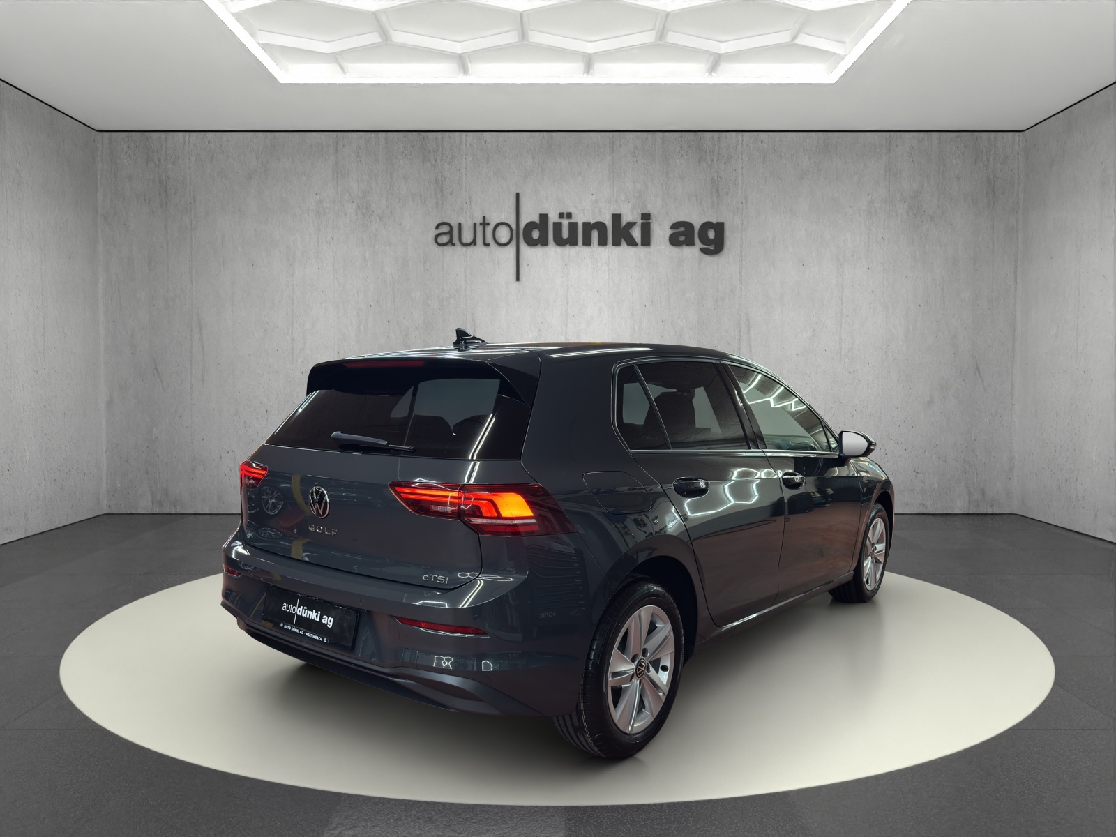 VW Golf 1.5 e TSI mHEV Value DSG-image-3