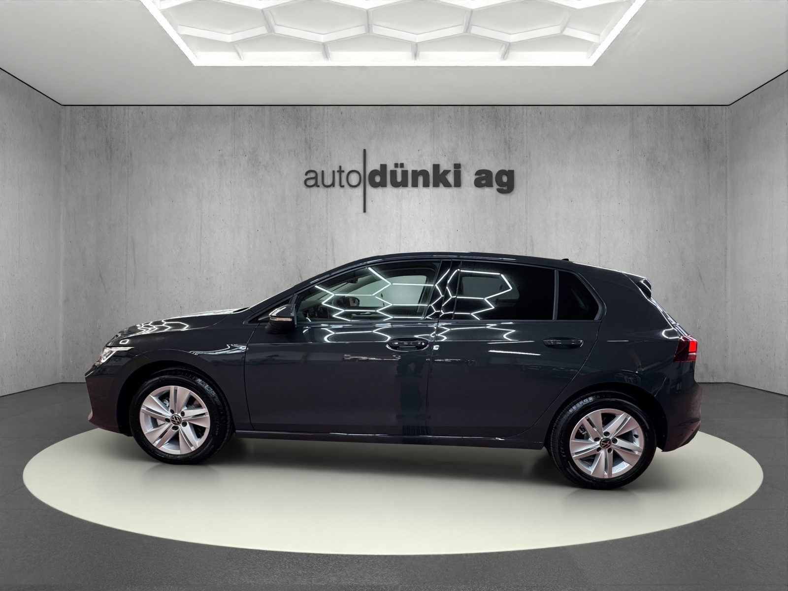VW Golf 1.5 e TSI mHEV Value DSG-image-1