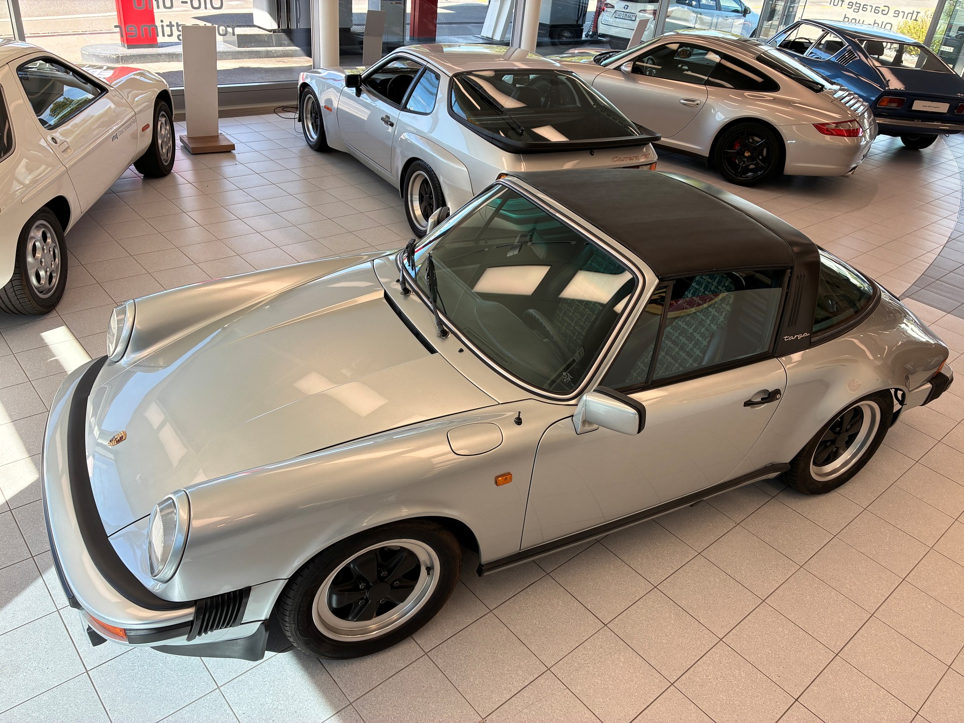 PORSCHE 911 SC Targa-image-4