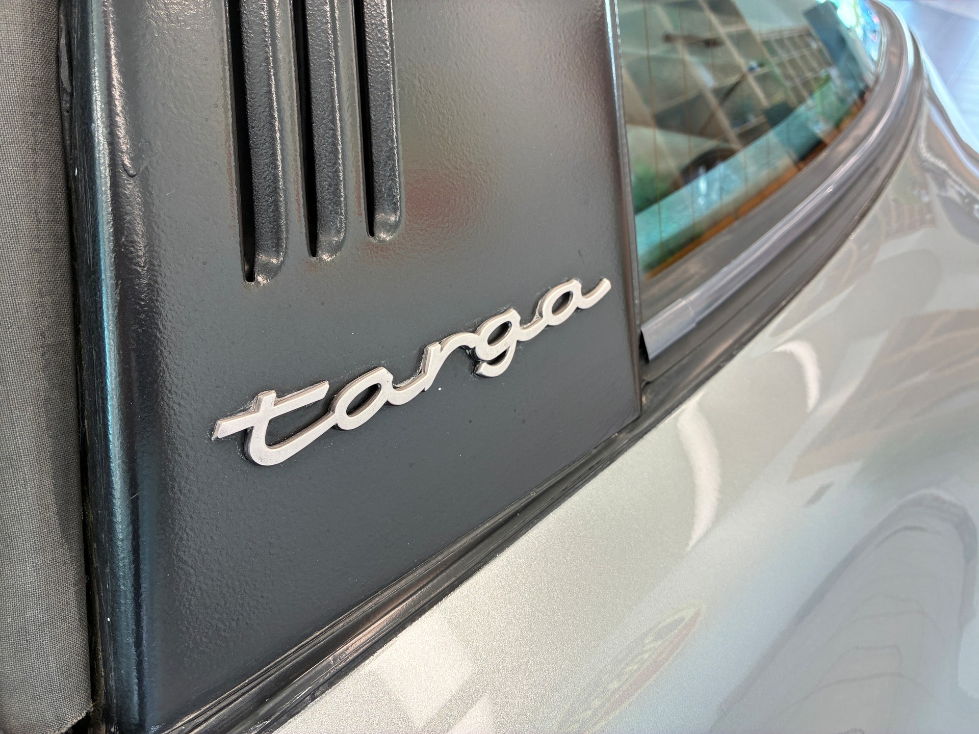 PORSCHE 911 SC Targa-image-17