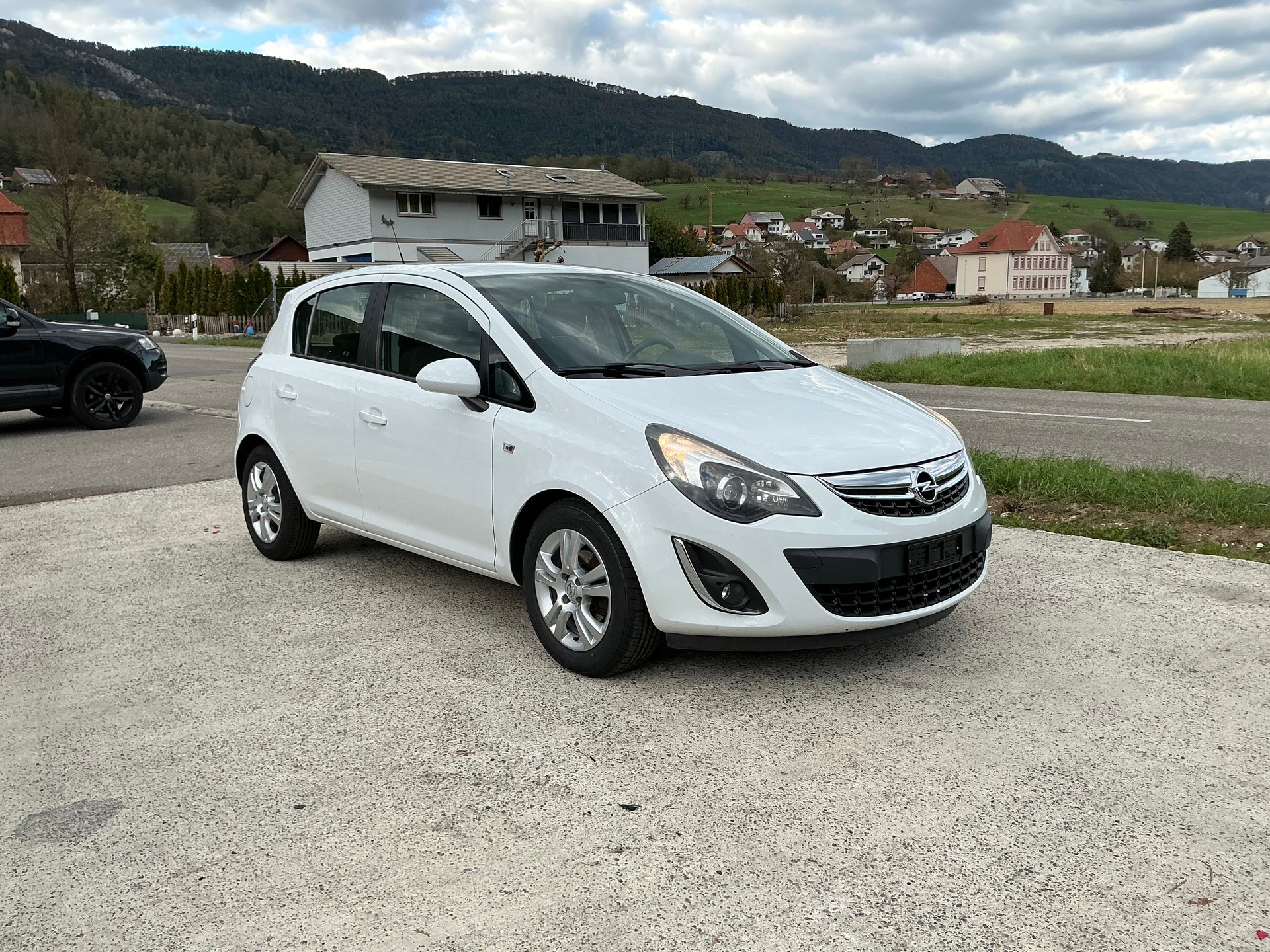 OPEL Corsa 1.4 TP Color Edition-image-2