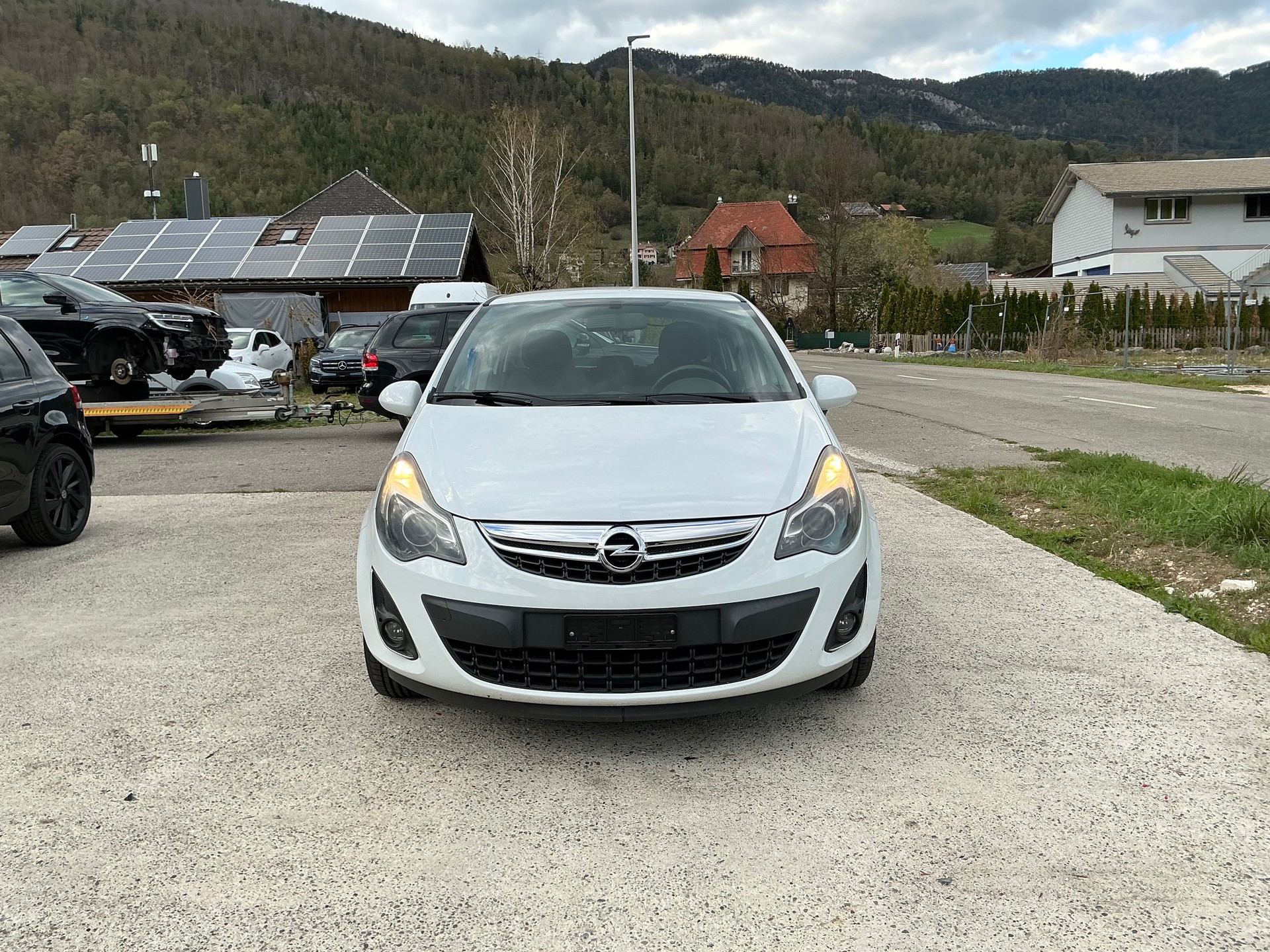 OPEL Corsa 1.4 TP Color Edition-image-1