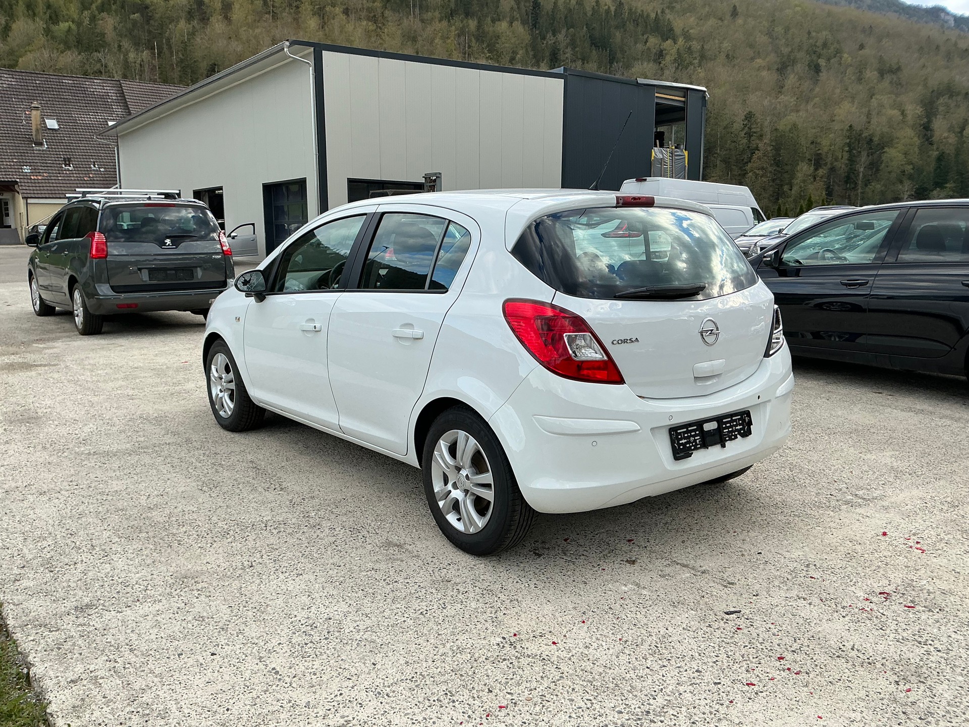 OPEL Corsa 1.4 TP Color Edition-image-5