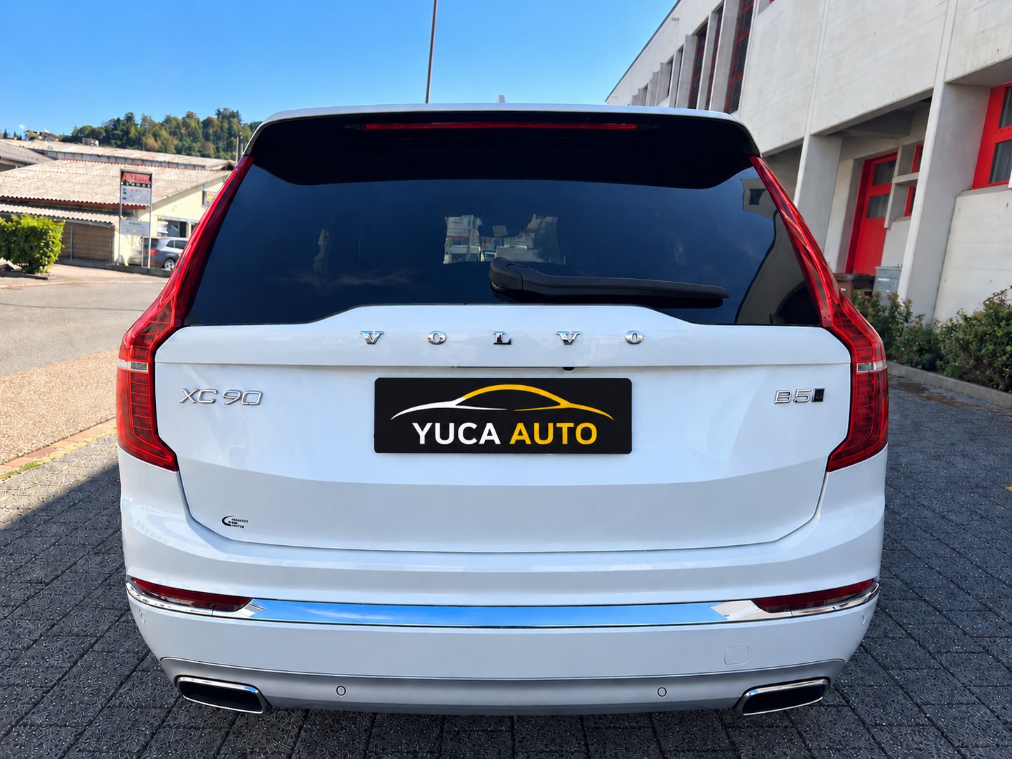 VOLVO XC90 B5 Diesel Mild Hybrid AWD Inscription Geartronic-image-2