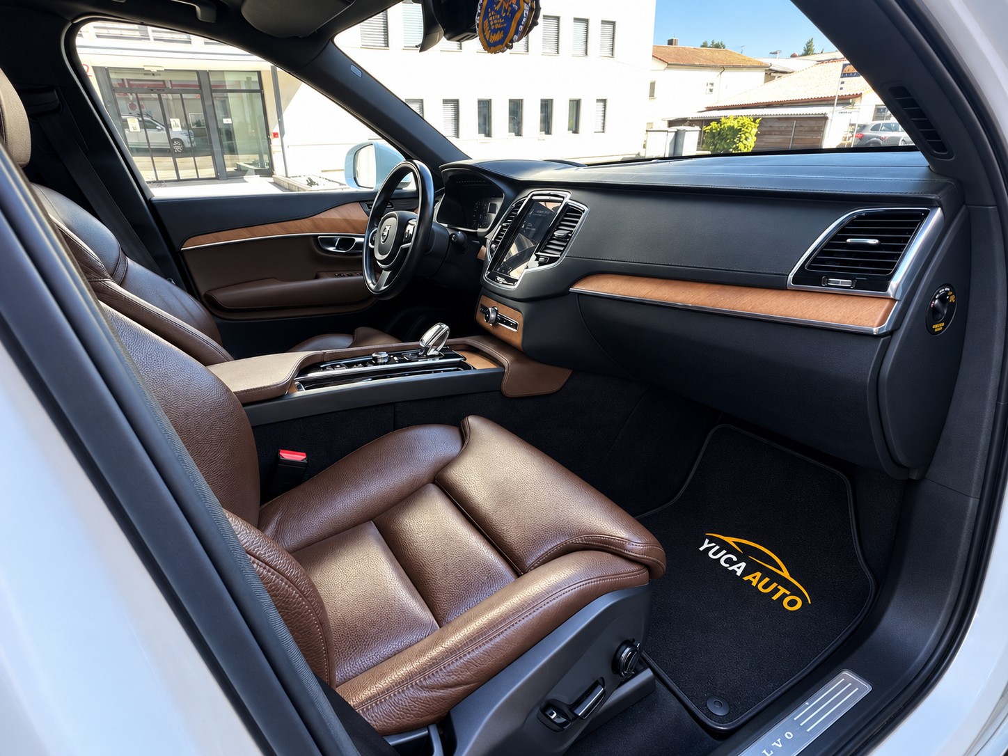 VOLVO XC90 B5 Diesel Mild Hybrid AWD Inscription Geartronic-image-8