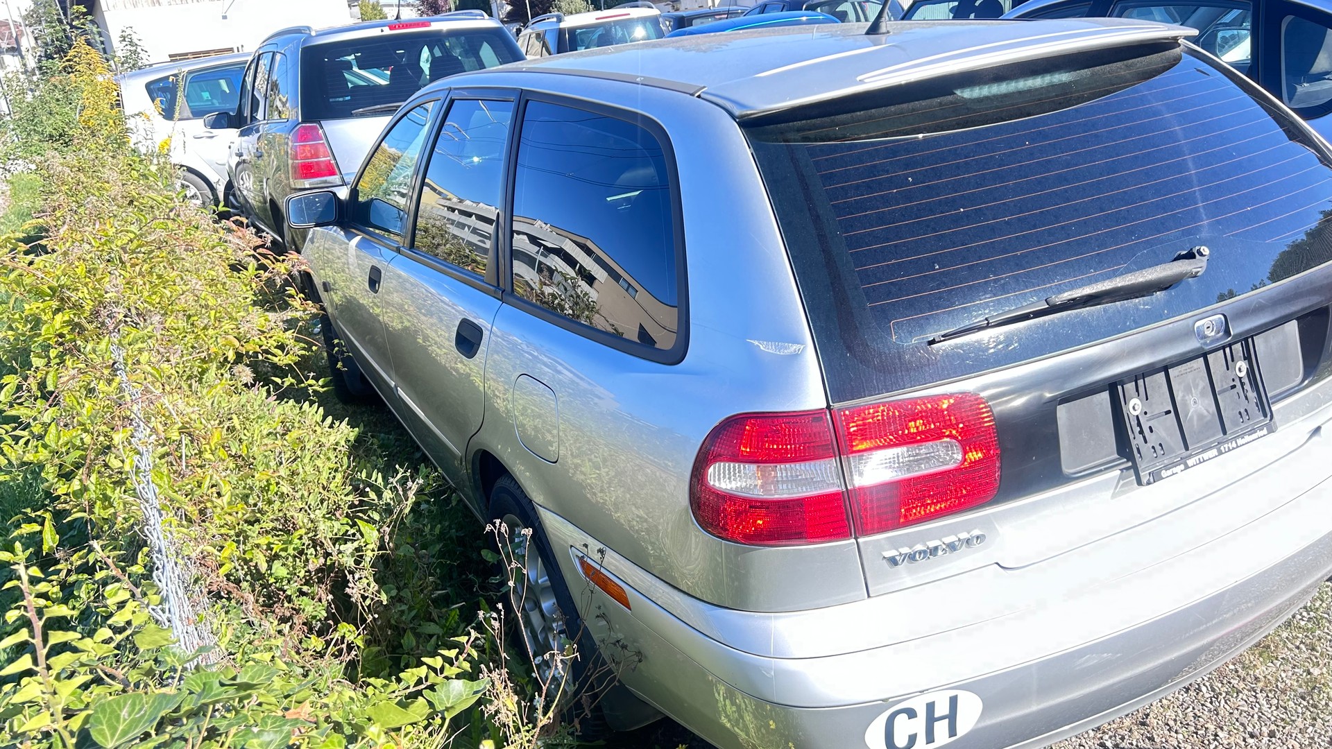 VOLVO V40 1.9D-image-1