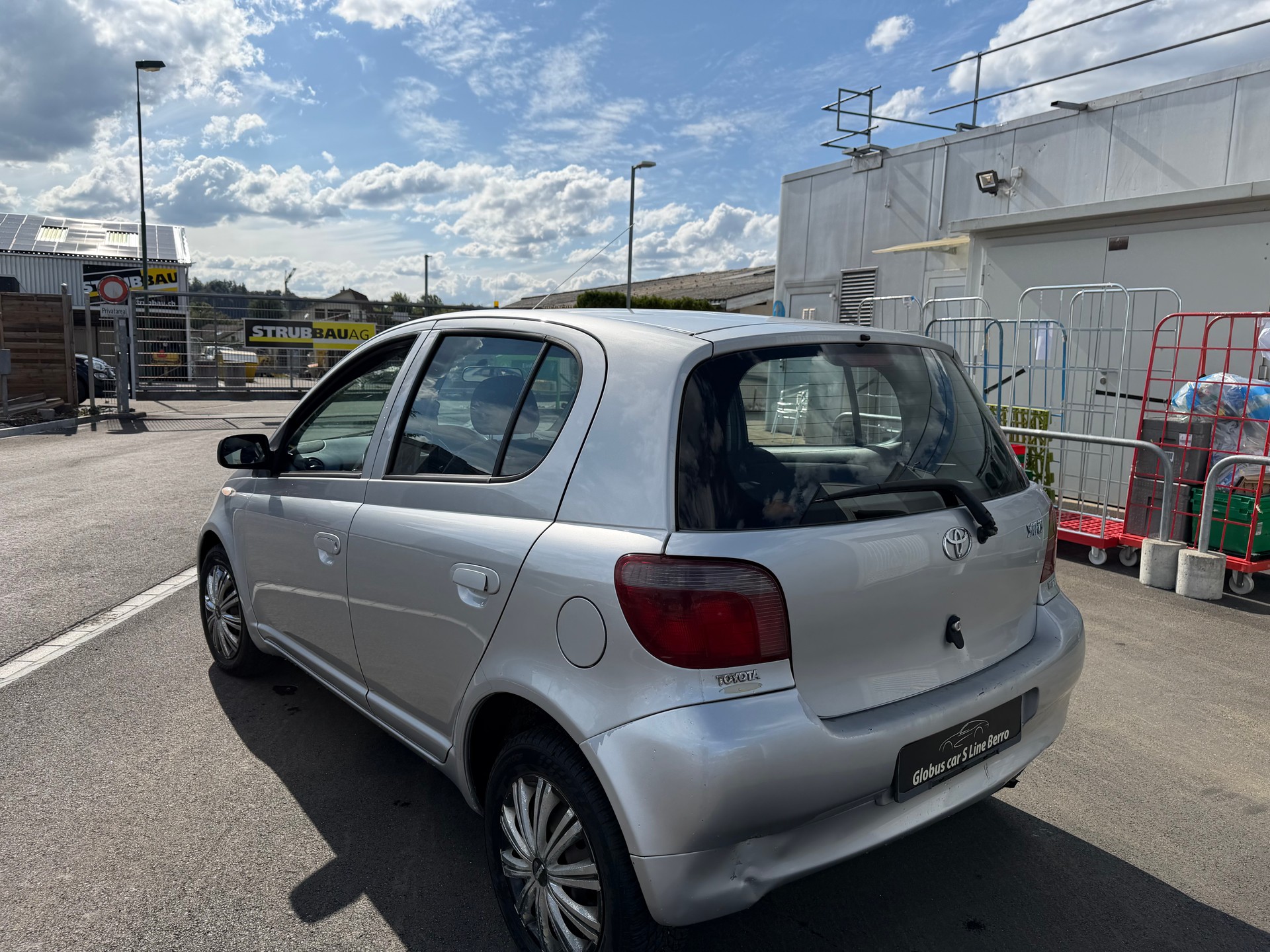 TOYOTA Yaris 1.3 Linea Sol-image-6