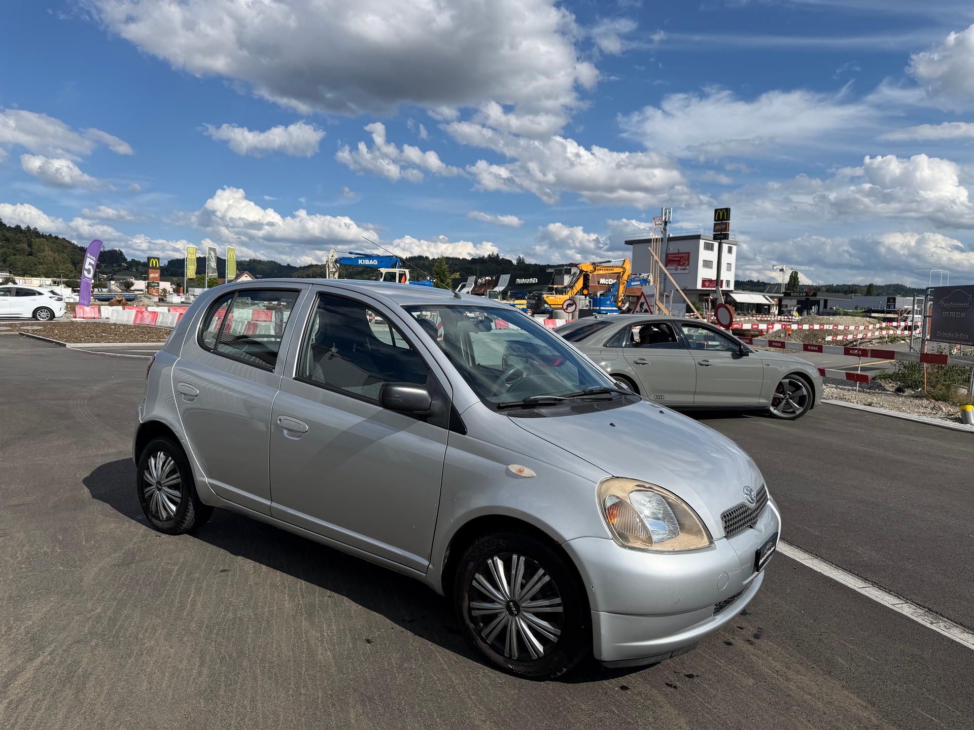 TOYOTA Yaris 1.3 Linea Sol-image-2