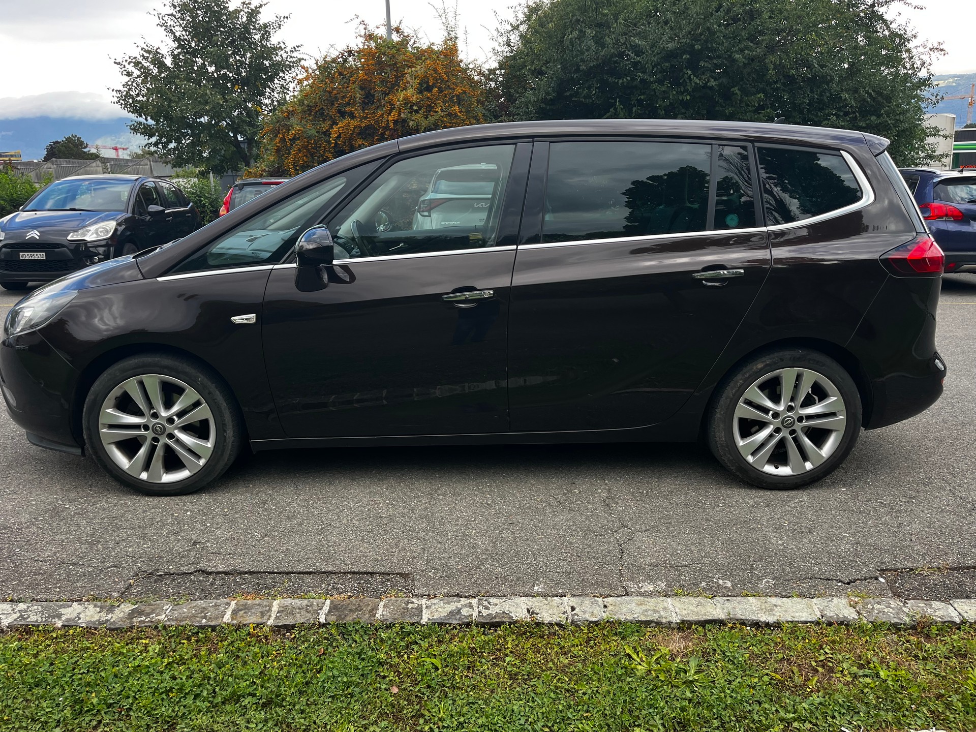 OPEL Zafira Tourer 1.4i 16V Turbo Sport Automatic-image-6