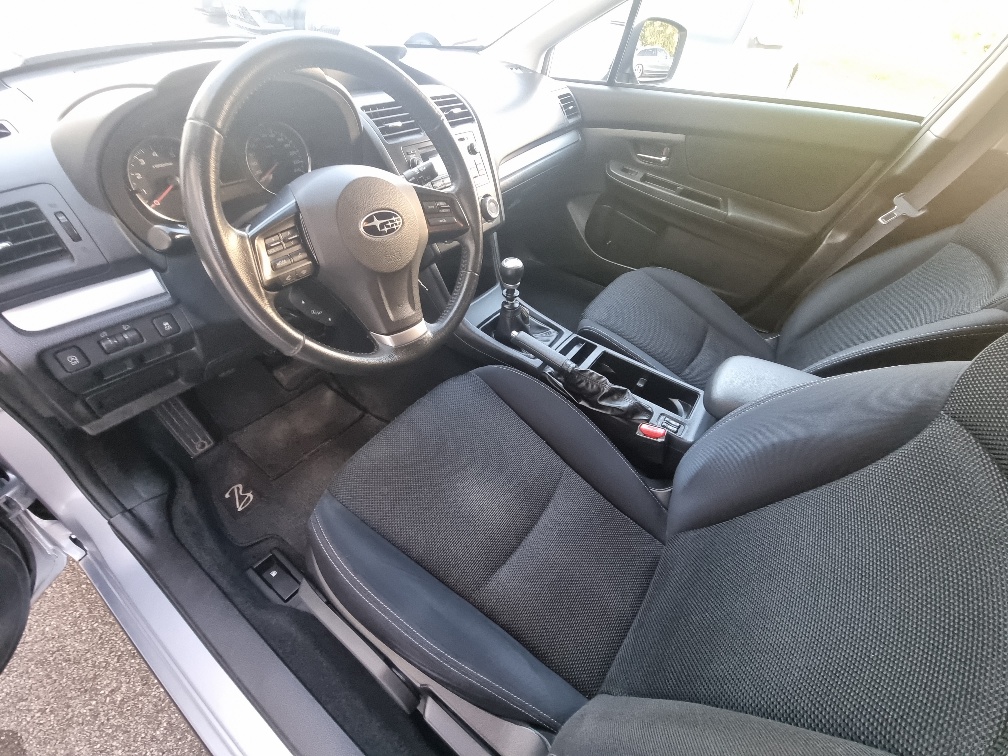 SUBARU XV 2.0 Swiss Two AWD-image-14